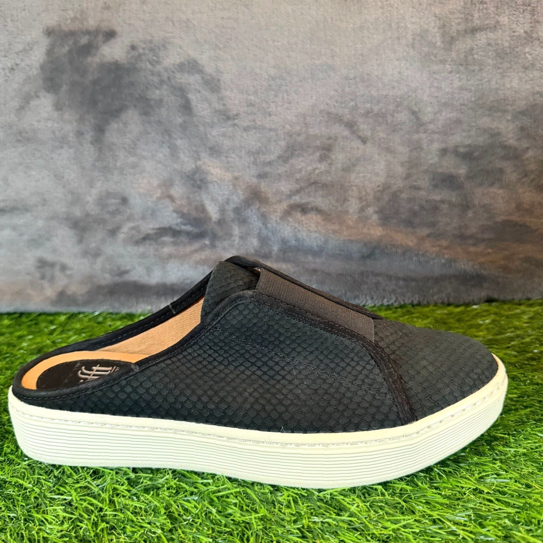 Vintage Sofft Somers Black Snakeskin Embossed Leather Mule Sneakers Womens 6.5M Size US 7 / IT 37 - 2 Thumbnail