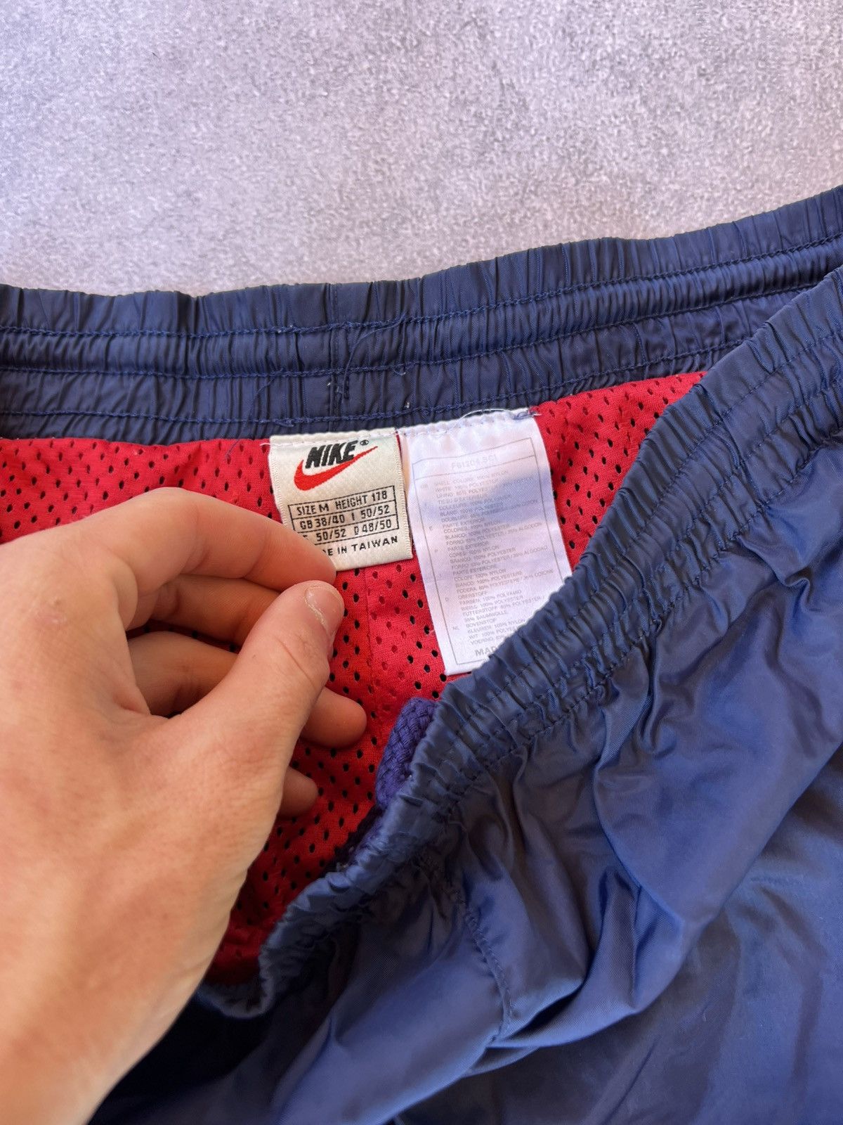 Nike 💙VINTAGE DRILL Y2K SWAG NIKE NYLON BLUE DRILL PANTS SIZE M Size US 32 / EU 48 - 5 Thumbnail