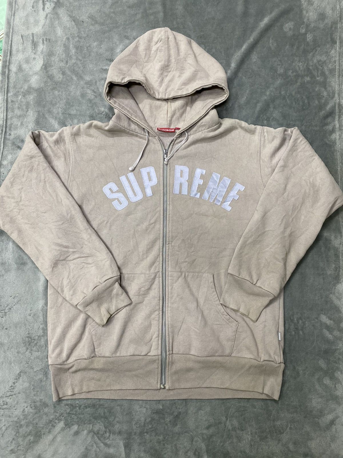 Supreme Supreme Arc Thermal Logo Size US XL / EU 56 / 4 - 1 Thumbnail