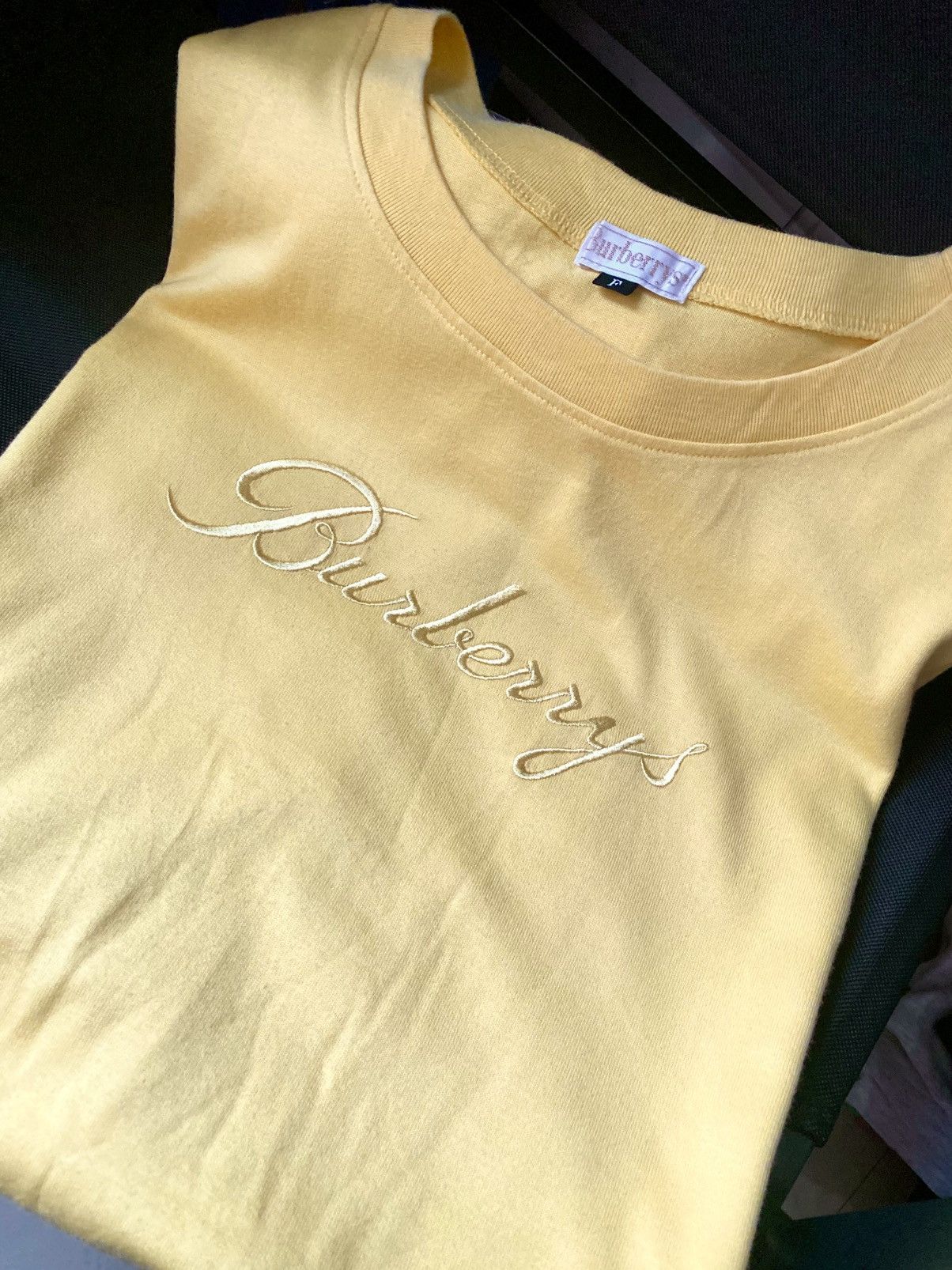Burberry Vintage 90s Burberrys Center Script Logo Embroidered Tshirt Size US L / EU 52-54 / 3 - 4 Thumbnail