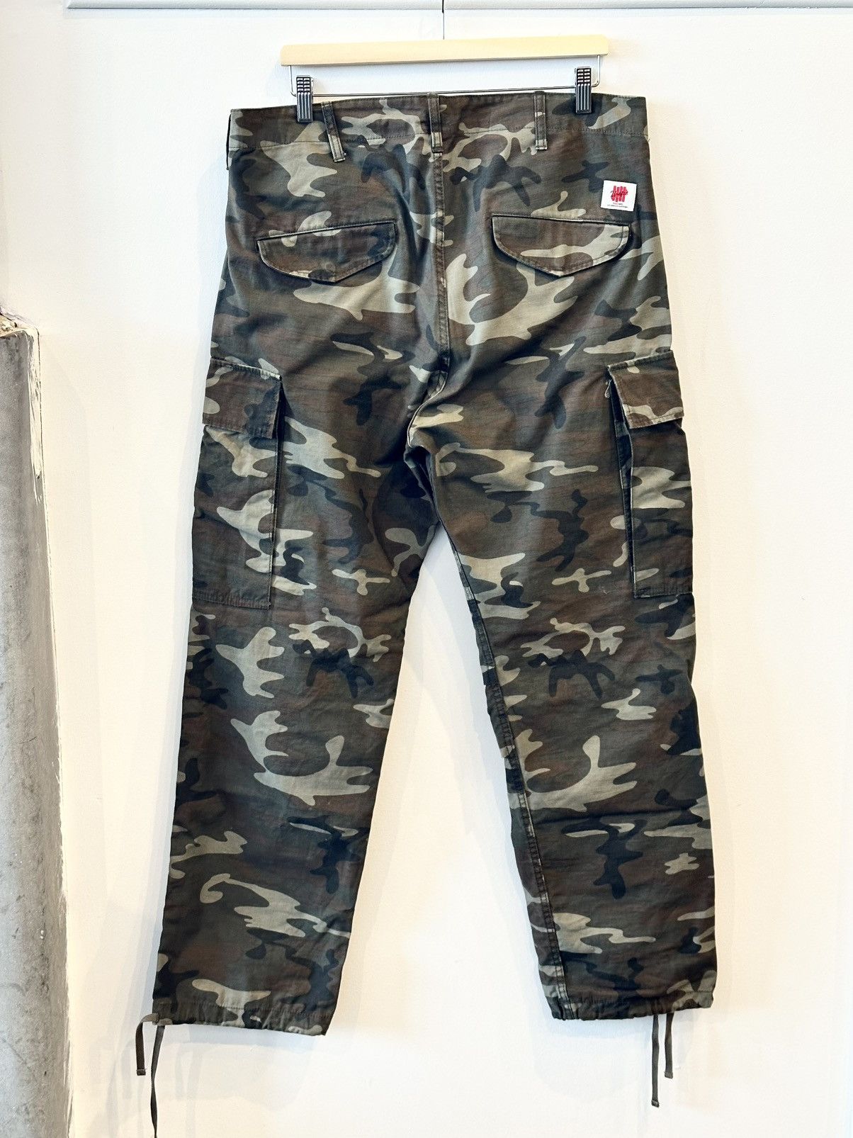 Undefeated UNDEFEATED Camo Cargo Pants 34 Size US 34 / EU 50 - 2 Thumbnail