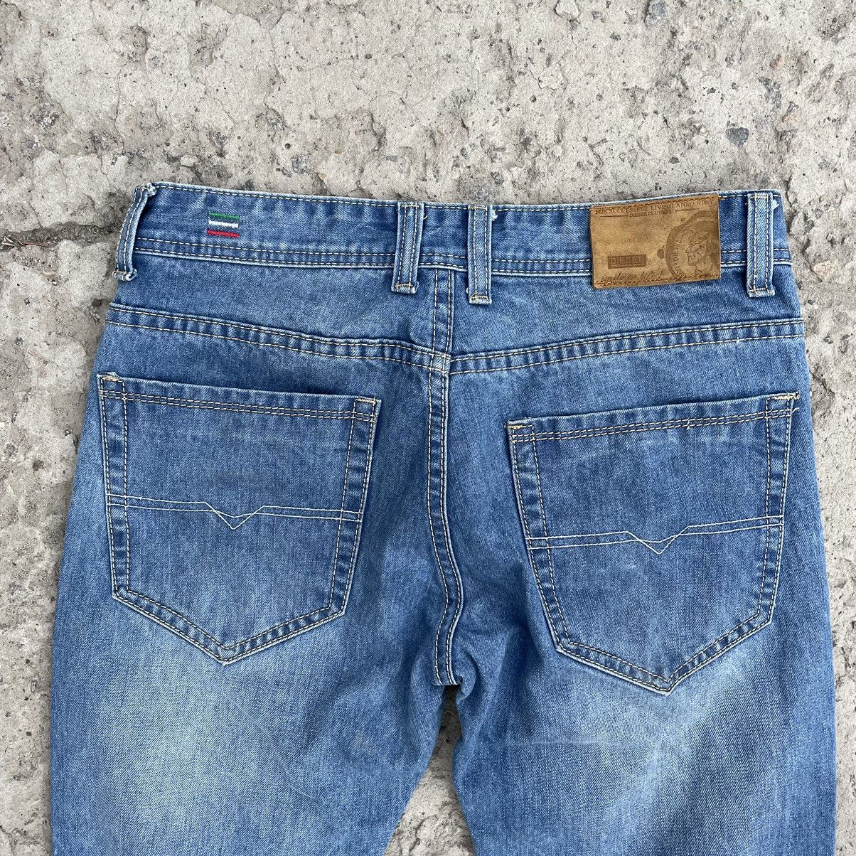 Diesel Vintage Diesel Jeans Size 31 Style USA Old Money 00s Y2K Size US 31 - 11 Thumbnail