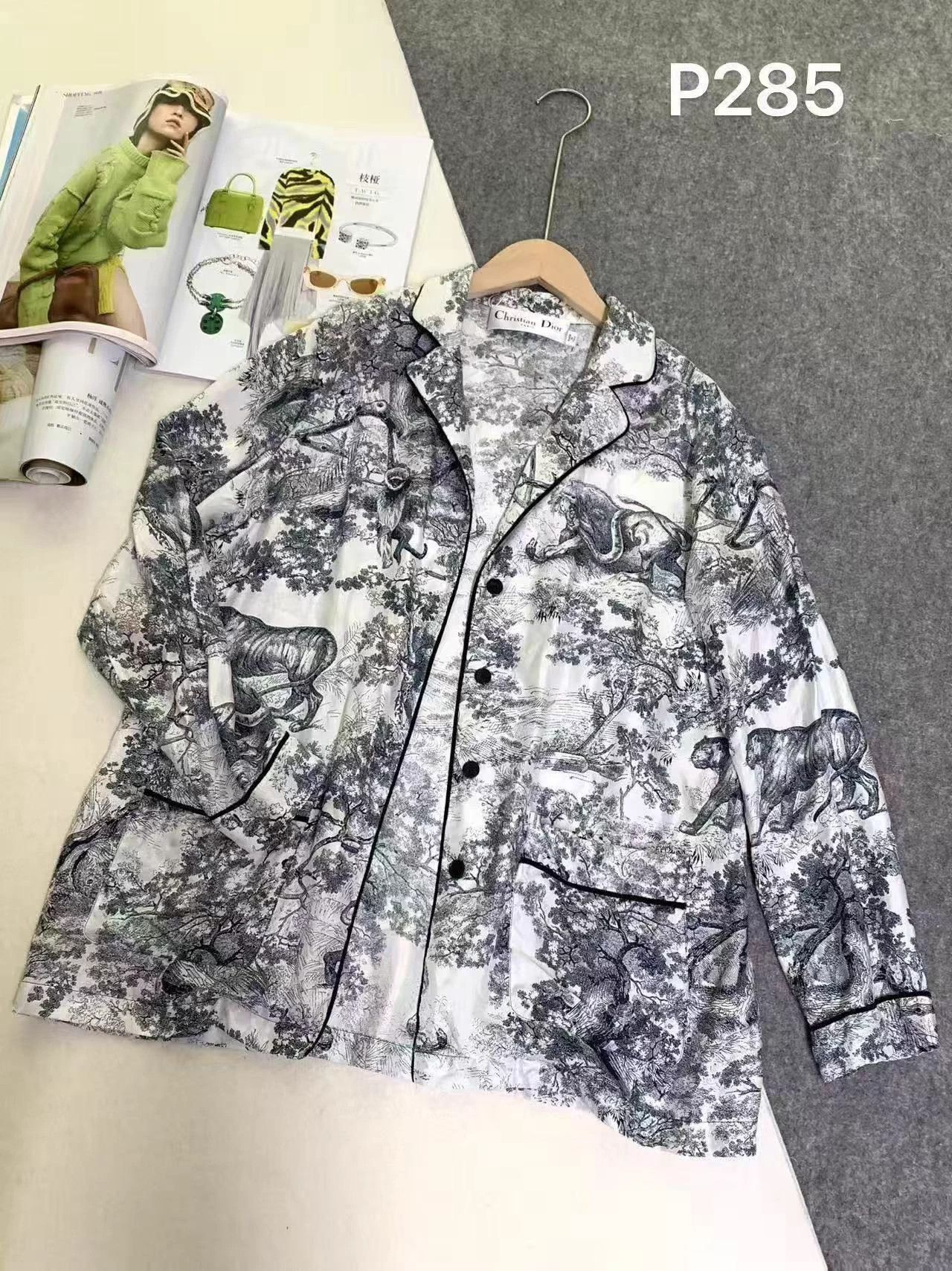 Dior Dior Blue Animal Jungle Print Silk Top 38 Size S / US 4 / IT 40 - 1 Thumbnail