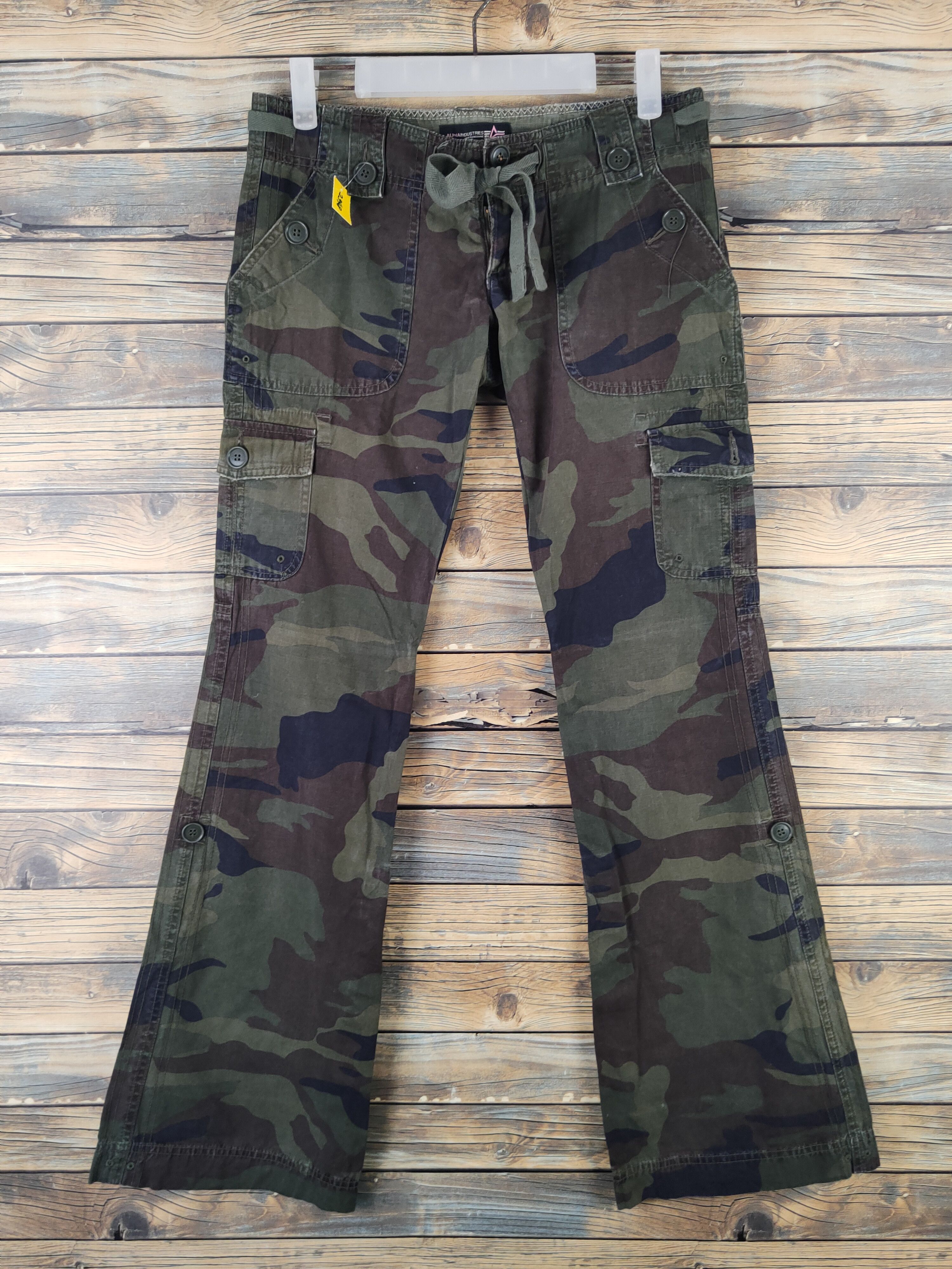 Alpha Industries DL Alpha Industries Camouflage Multipocket Cargo Pants #2348 Size 26" / US 2 / IT 38 - 1 Thumbnail