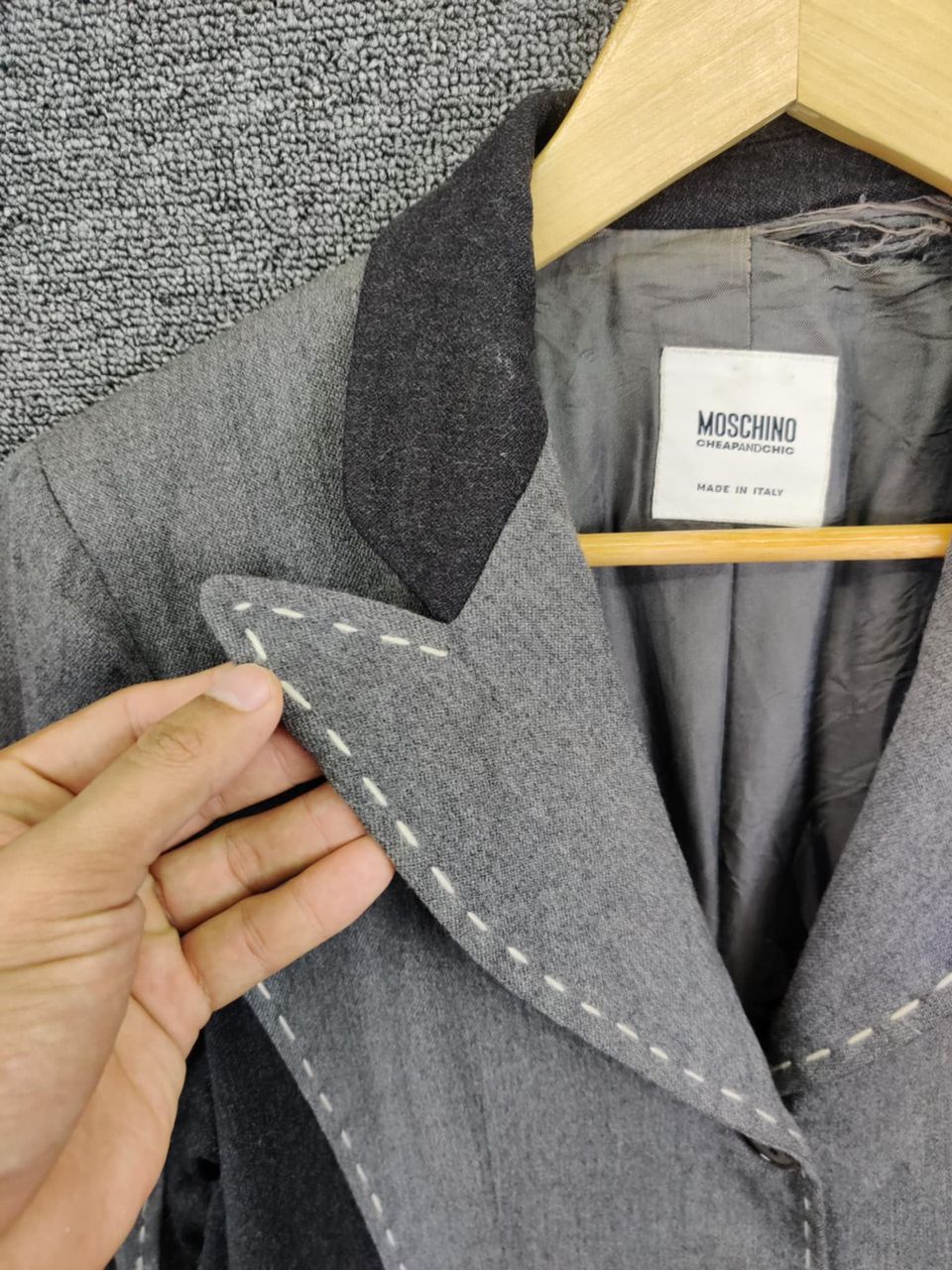 Moschino Moschino Cheapandic Wool Stitch Single Breasted Blazer Size US S / EU 44-46 / 1 - 7 Thumbnail