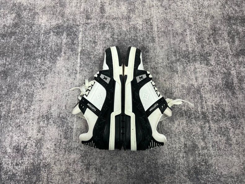 Louis Vuitton Louis Vuitton TRAINER black and white panda denim board sh Size US 10 / EU 43 - 4 Thumbnail