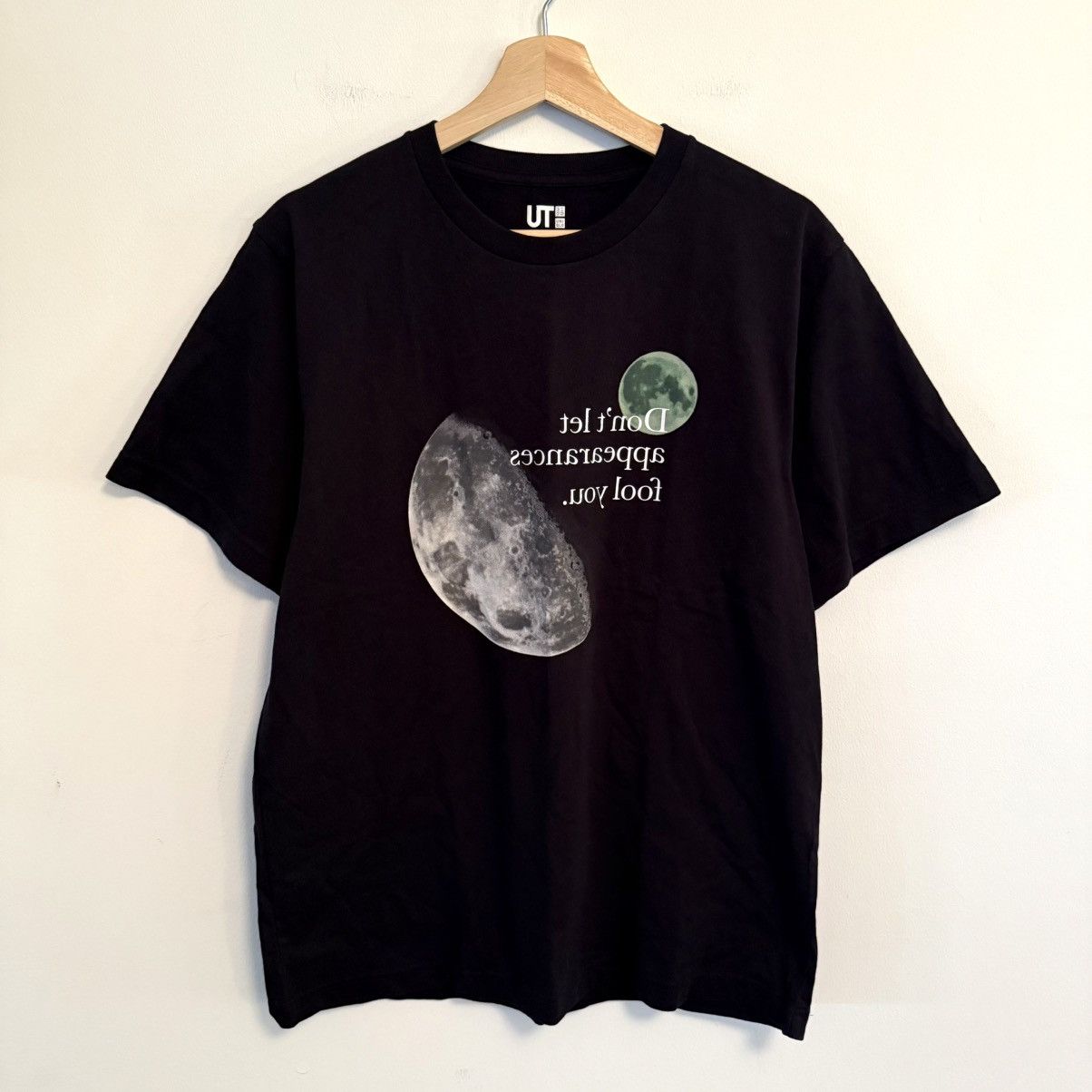 Uniqlo x Haruki Murakami Radio Tokyo 1Q84 Moon Graphic Tee