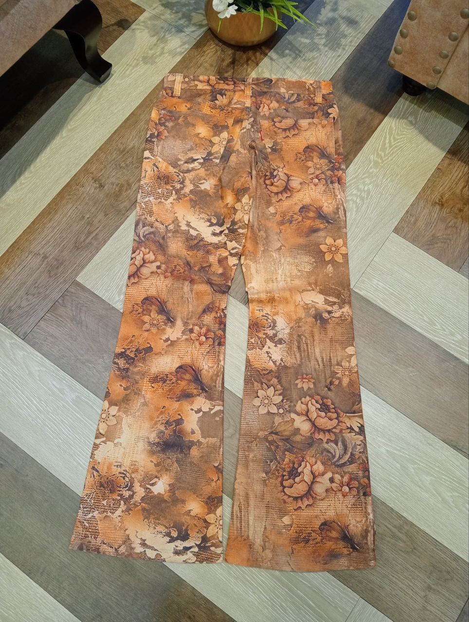 Tornado Mart VINTAGE TORNADO MART JAPAN FLORAL OVERPRINT FLARED TROUSERS Size US 30 / EU 46 - 9 Thumbnail