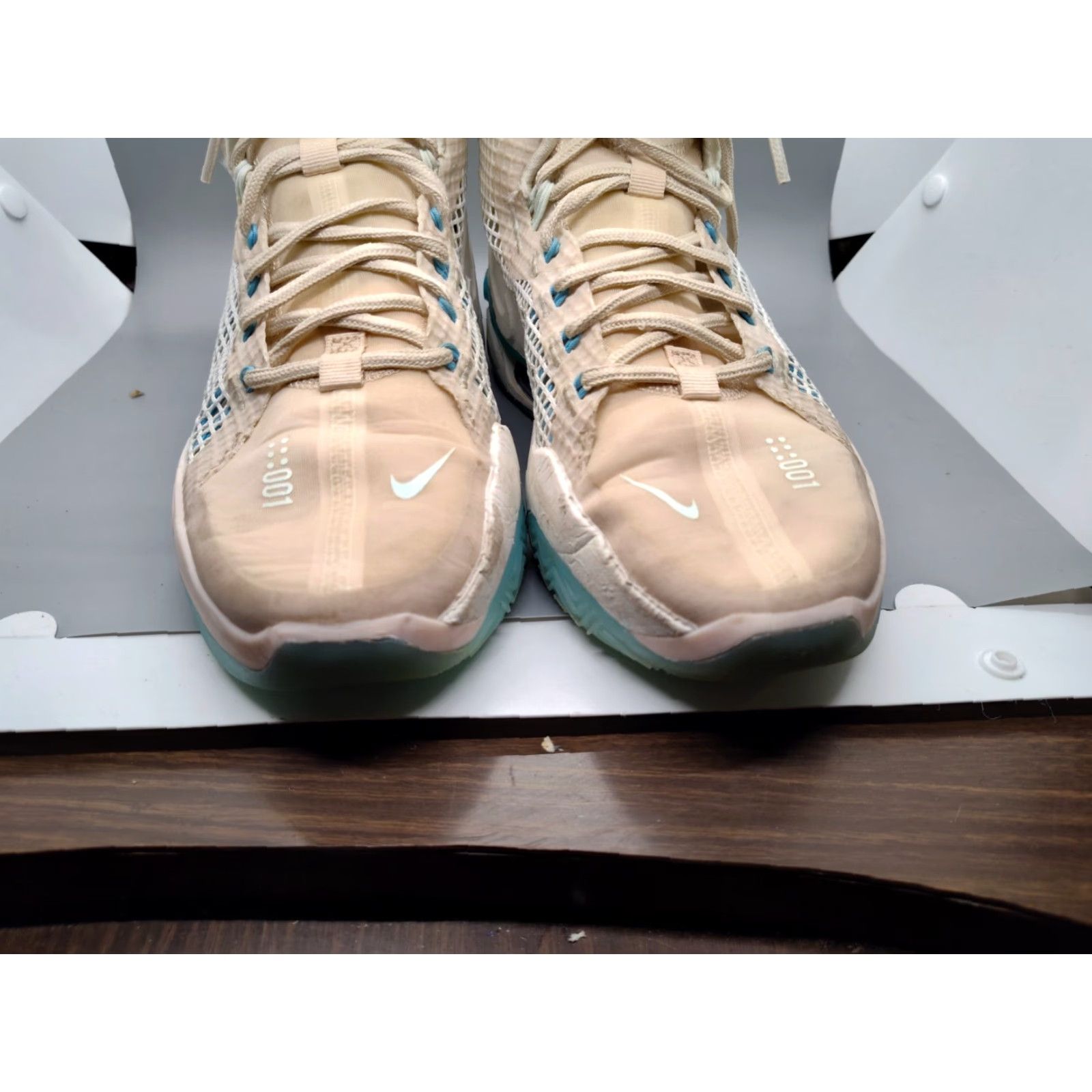 Nike VINTAGE Nike Air Zoom GT Basketball Sneakers Men’s Size 9 Beige Garden 2023 Activewear Size US 9 / EU 42 - 2 Thumbnail