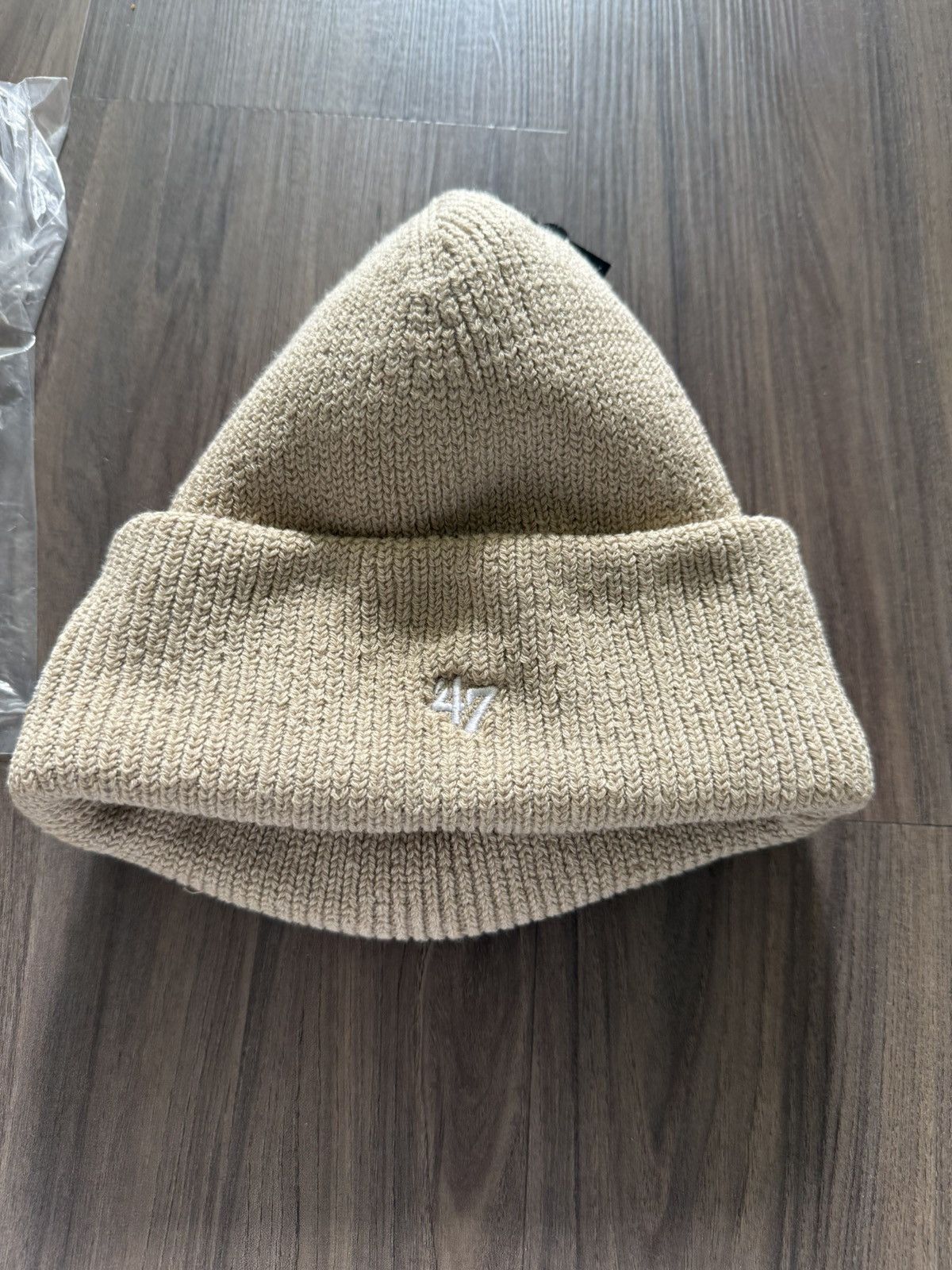 HIDDEN × New Era HIDDEN NY H Logo Beanie Khaki Tan Knit Hat One Size New Size ONE SIZE - 6 Thumbnail