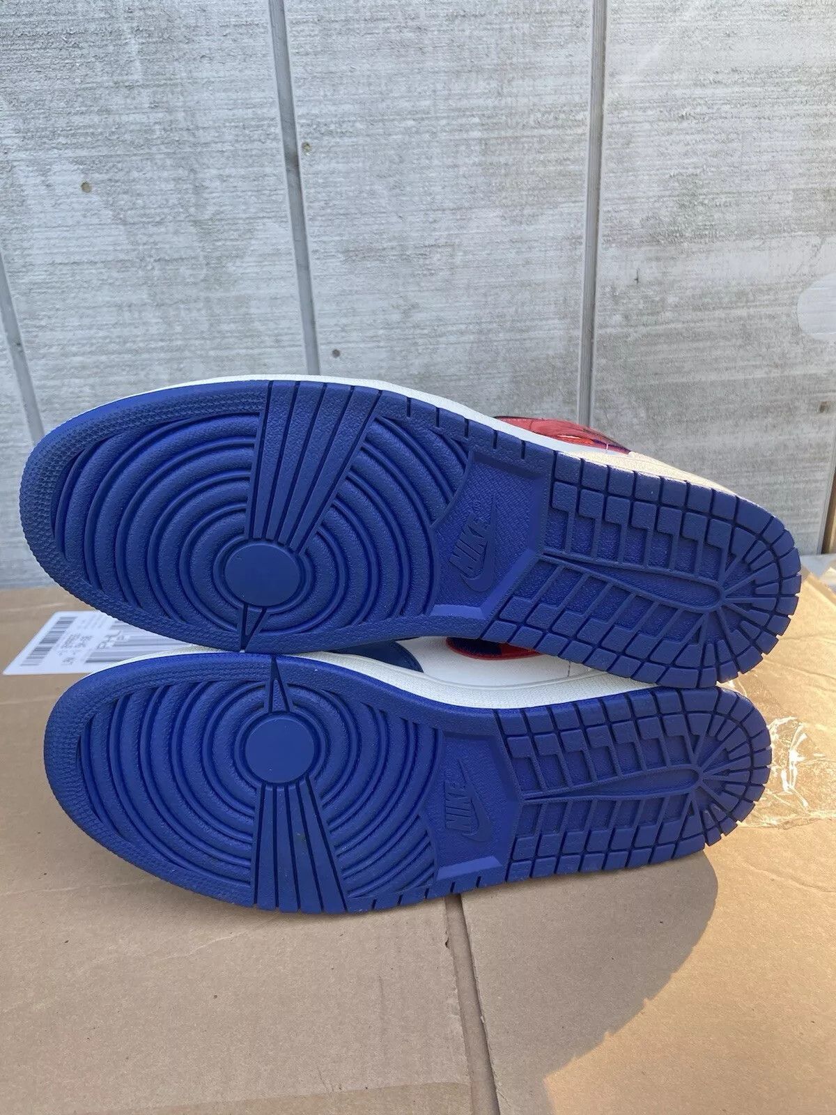 Nike Nike Air Jordan 1 Mid SE Multi-Color Swoosh Size 11.5 CLEAN Size US 11.5 / EU 44-45 - 9 Thumbnail