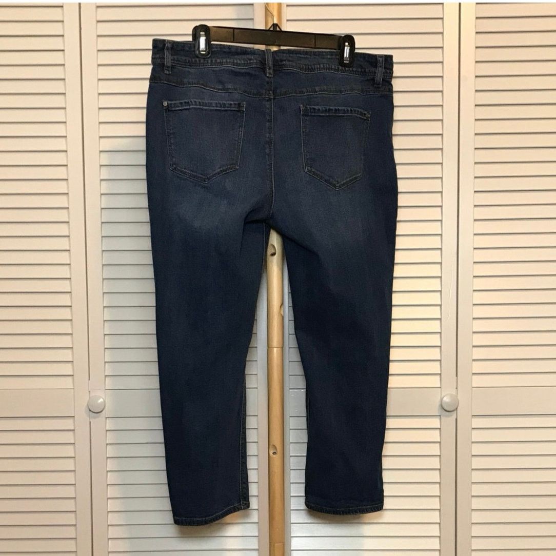 Other C. Est. 1946 Denim Dark Wash Stretch Flare Jeans Womens14 Size 36" / US 14 / IT 50 - 2 Thumbnail
