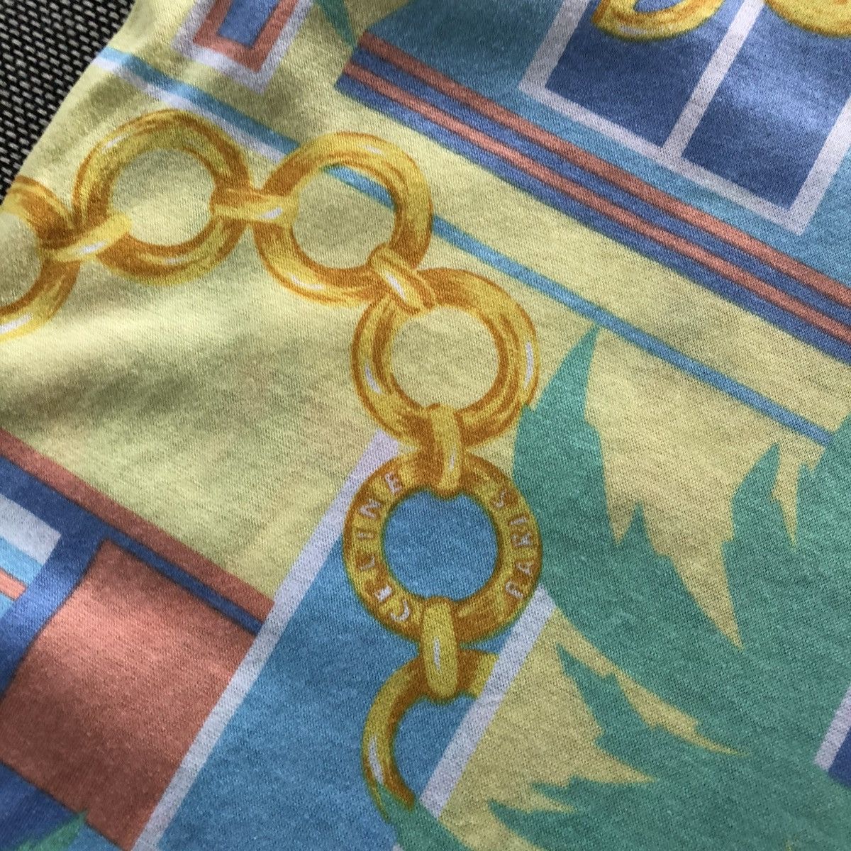 Celine CELINE Italy Rare Multicolor Chain Overprint T-Shirt Size US XS / EU 42 / 0 - 7 Thumbnail