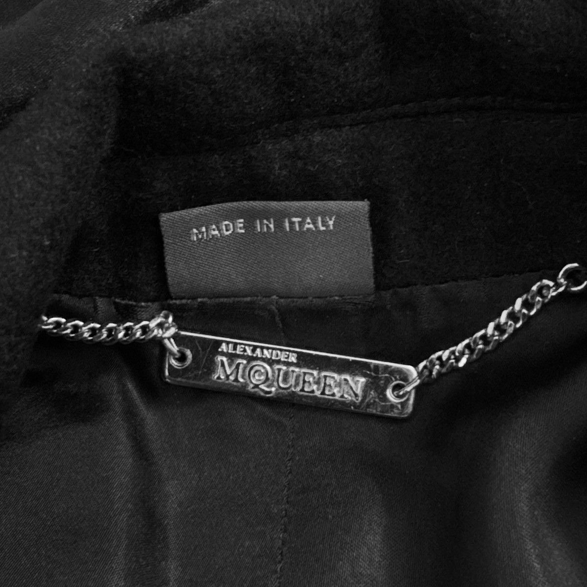Alexander McQueen Alexander McQueen Runway FW2005 coat Size S / US 4 / IT 40 - 7 Thumbnail