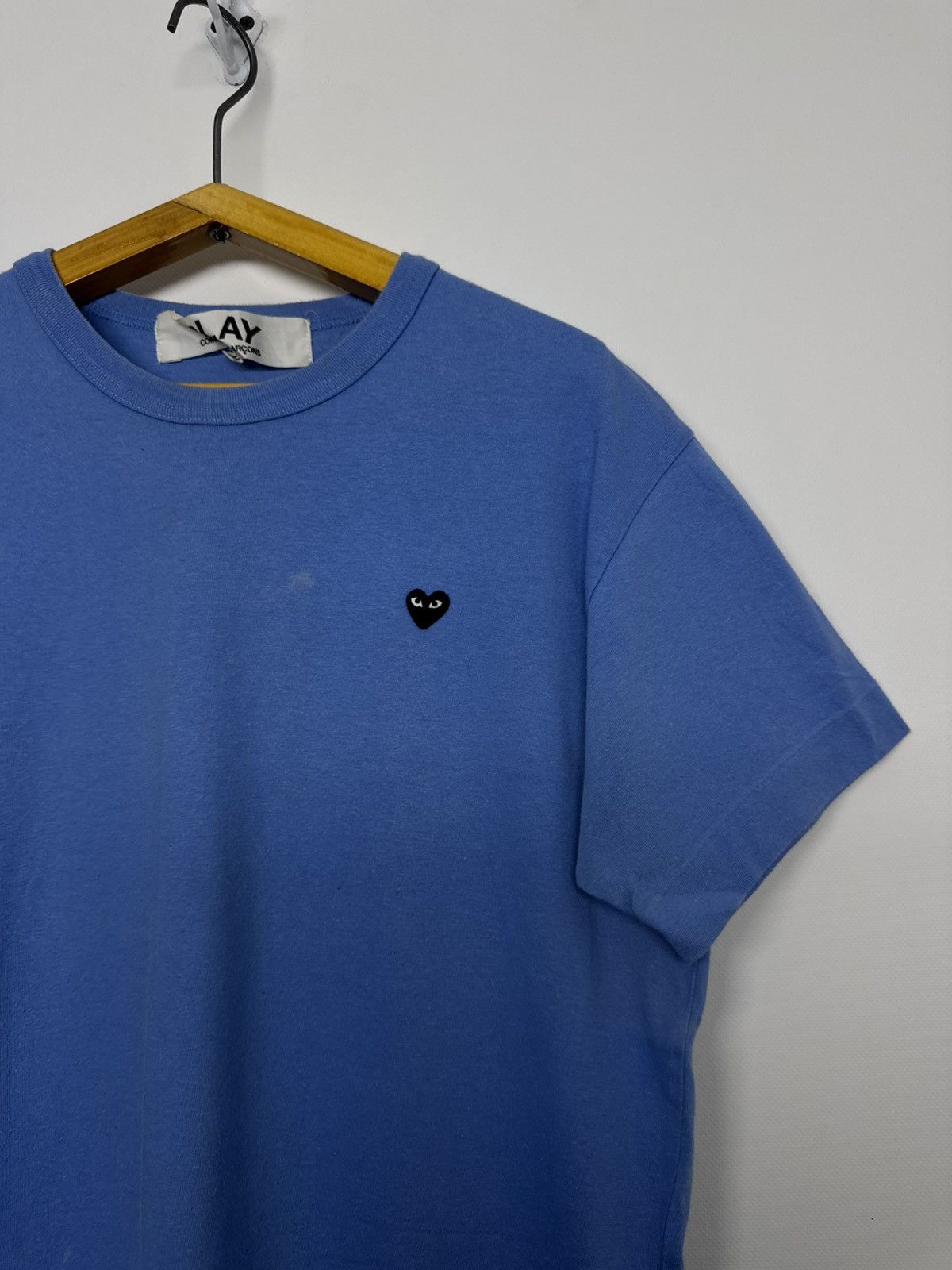 Comme des Garcons CDG 'Play' T-Shirt Black Heart Blue Eyes | Grailed