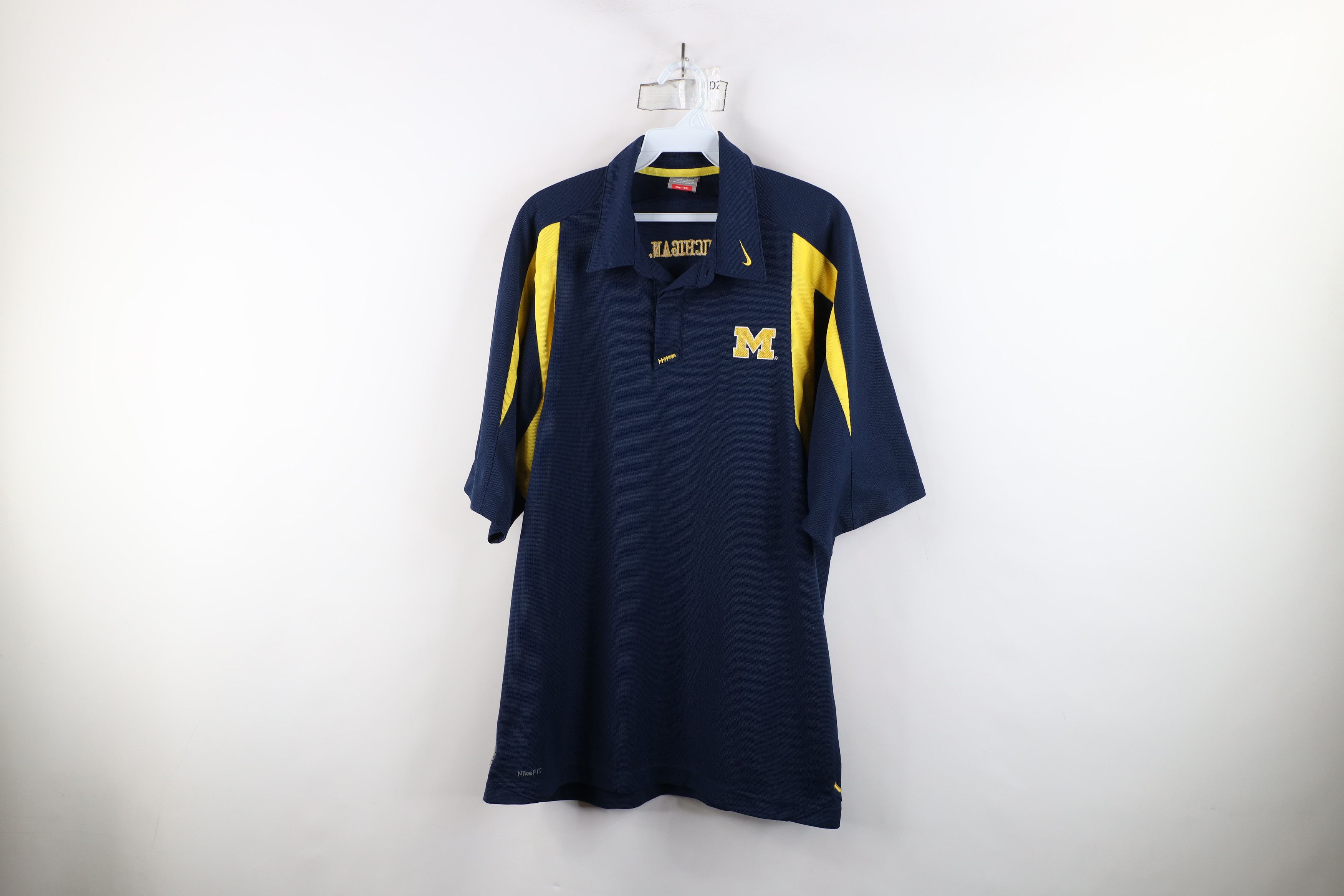 Nike Vintage Nike University of Michigan Football Collared Shirt Size US L / EU 52-54 / 3 - 1 Thumbnail
