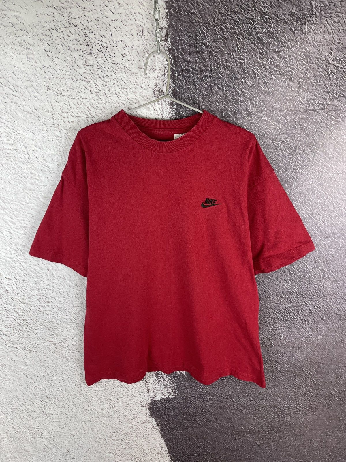 Nike Nike vintage 80s 90s red basic tee shirt swoosh logo Size US M / EU 48-50 / 2 - 1 Thumbnail