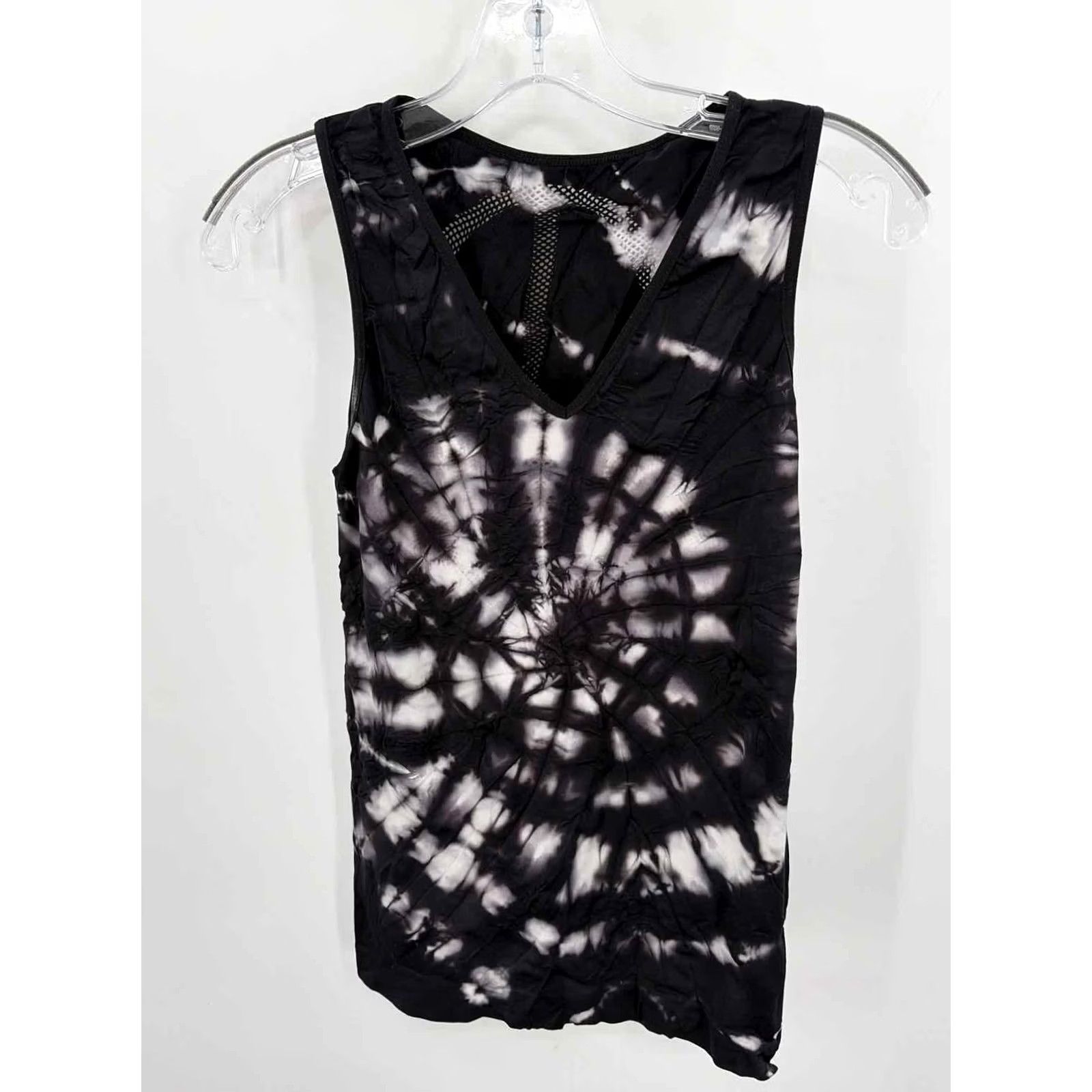 Vintage Pre-Owned Seams Lovely Black Size One Tank Top Size ONE SIZE - 2 Thumbnail