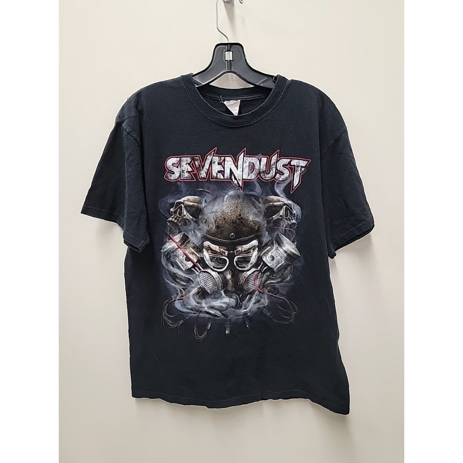 Anvil VINTAGE Anvil Sevendust Band Tour Shirt Crew Neck Short Sleeve L Black Graphic Print Men Music Shirt 1990s Size US L / EU 52-54 / 3 - 2 Thumbnail