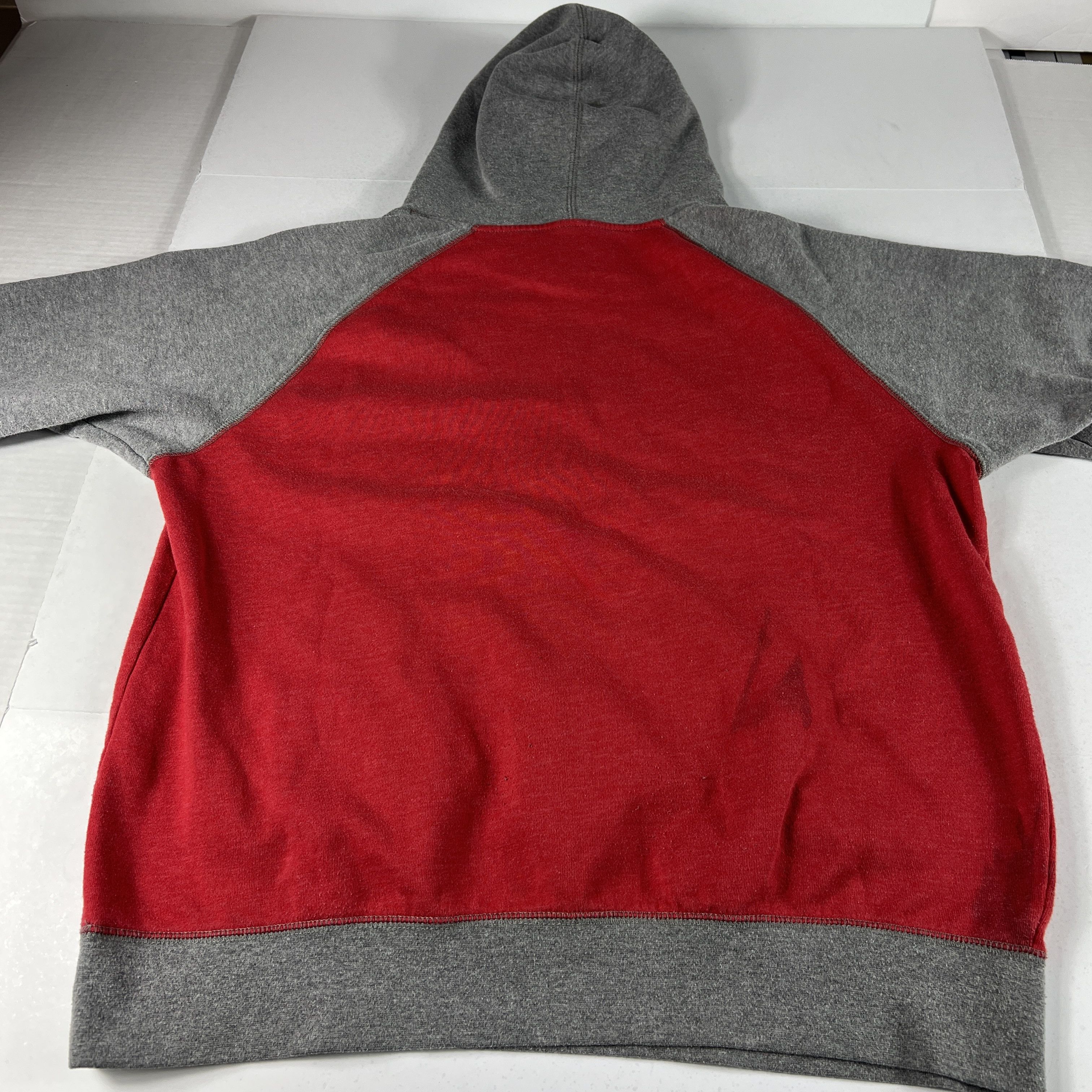 NCAA NCAA Wisconsin Badgers Sweatshirt Faded Logo Pullover Hoodie Size US L / EU 52-54 / 3 - 11 Thumbnail
