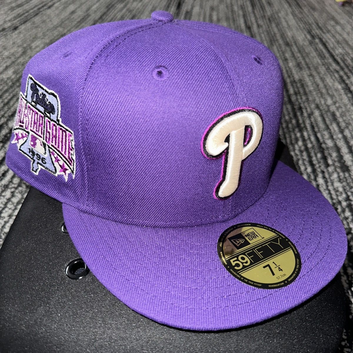 New Era New Era Philadelphia Phillies 59Fifty Size 7 1/4 Size ONE SIZE - 1 Thumbnail