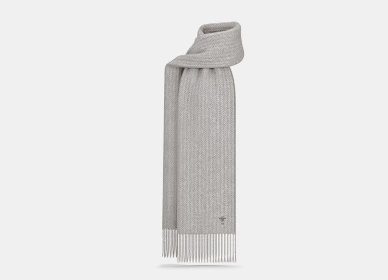 o1w1db10325 Size: OS / 41CLA207I Bee Scarf in Grey