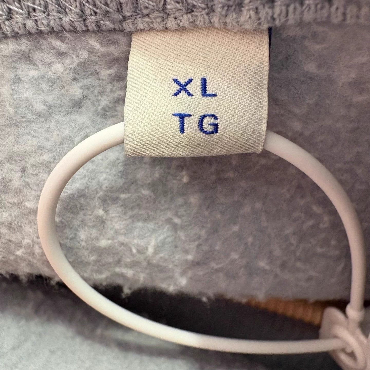Burberry Burberry Blue Label script flocked Mist crewneck Size XL / US 12-14 / IT 48-50 - 8 Thumbnail