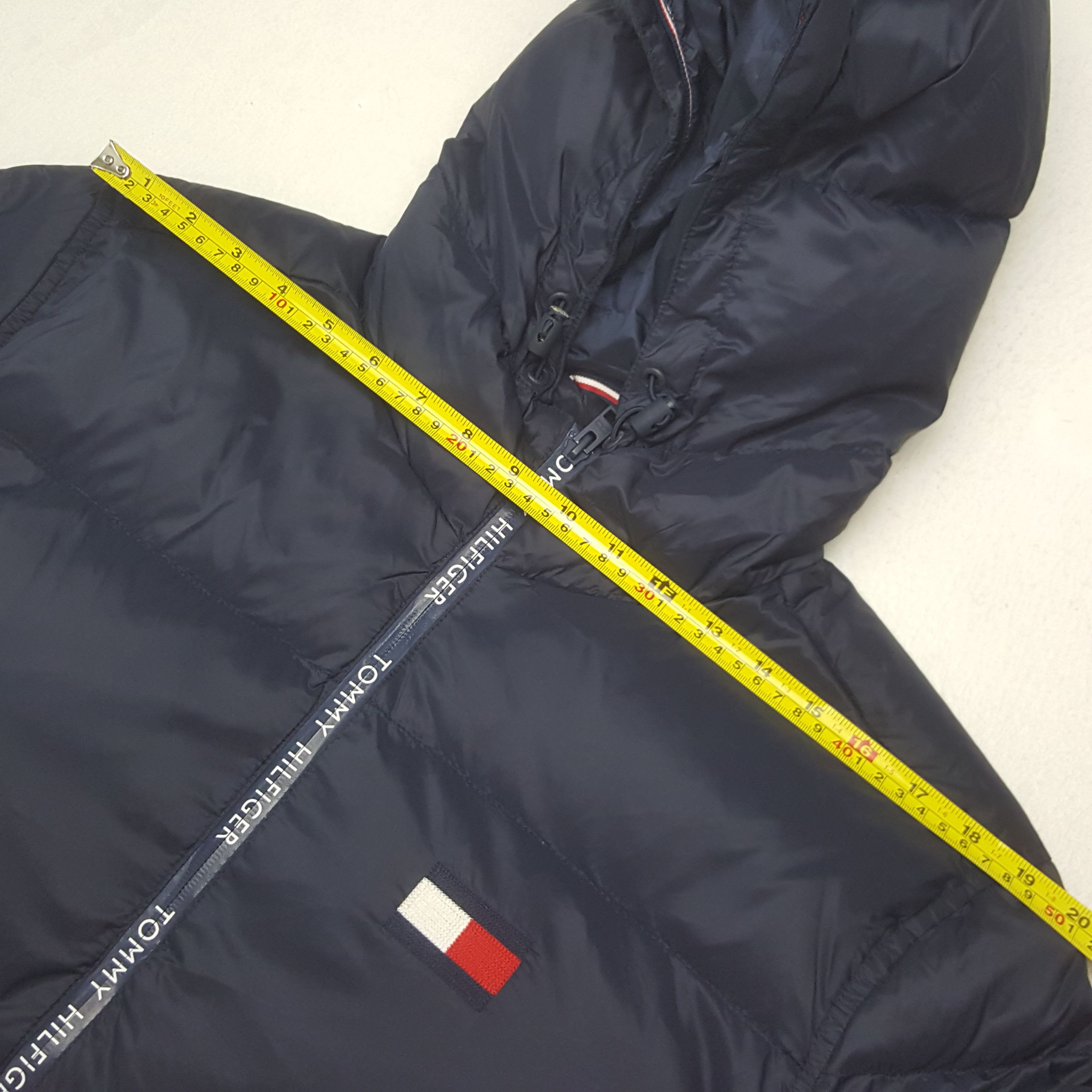 Tommy Hilfiger Vintage Tommy Hilfiger Puffer Winter Jacket Size US M / EU 48-50 / 2 - 5 Thumbnail