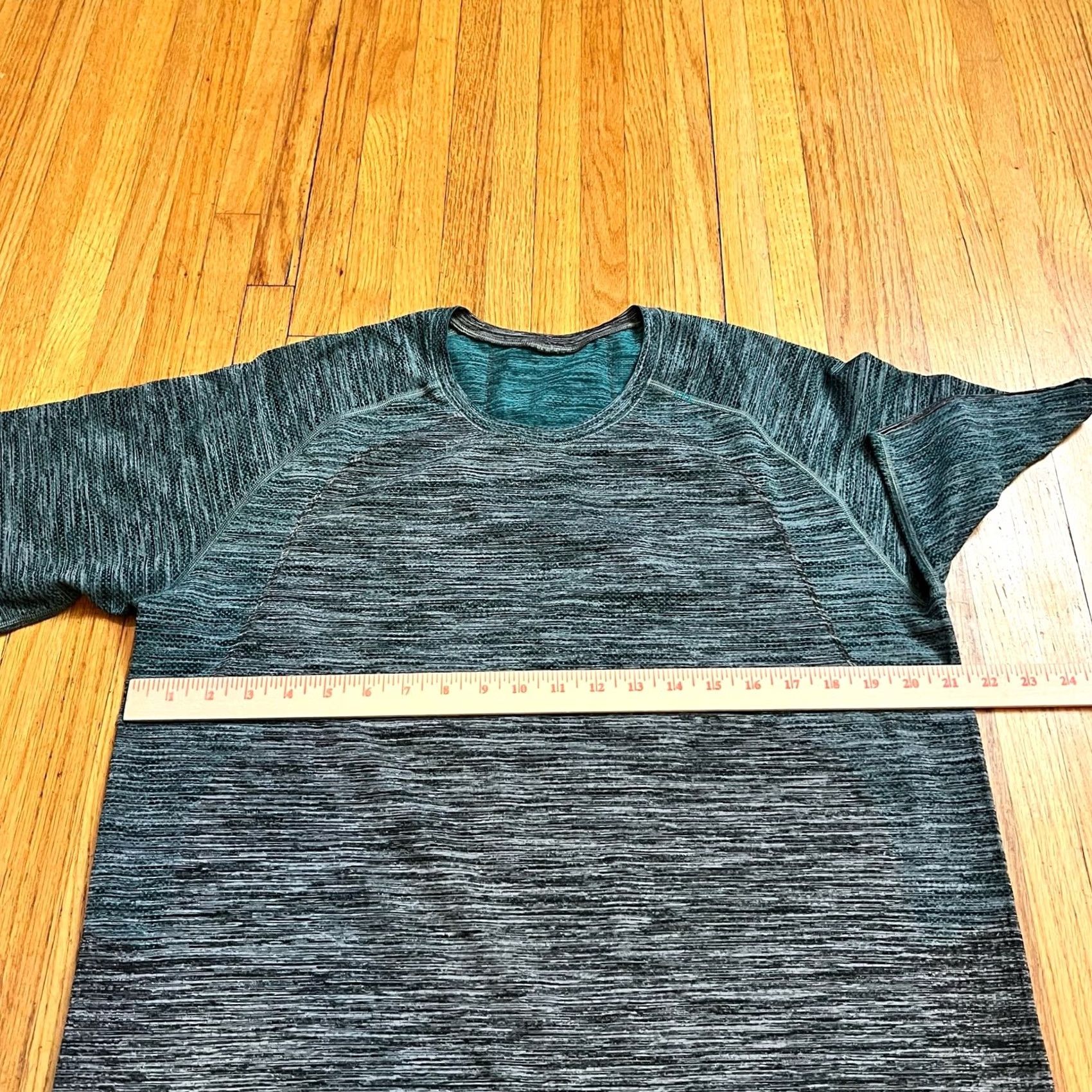 Lululemon Lululemon Shirt Mens XL Blue Metal Vent Ombr Tech Short Sleeve Hray Teal Size US XL / EU 56 / 4 - 5 Thumbnail