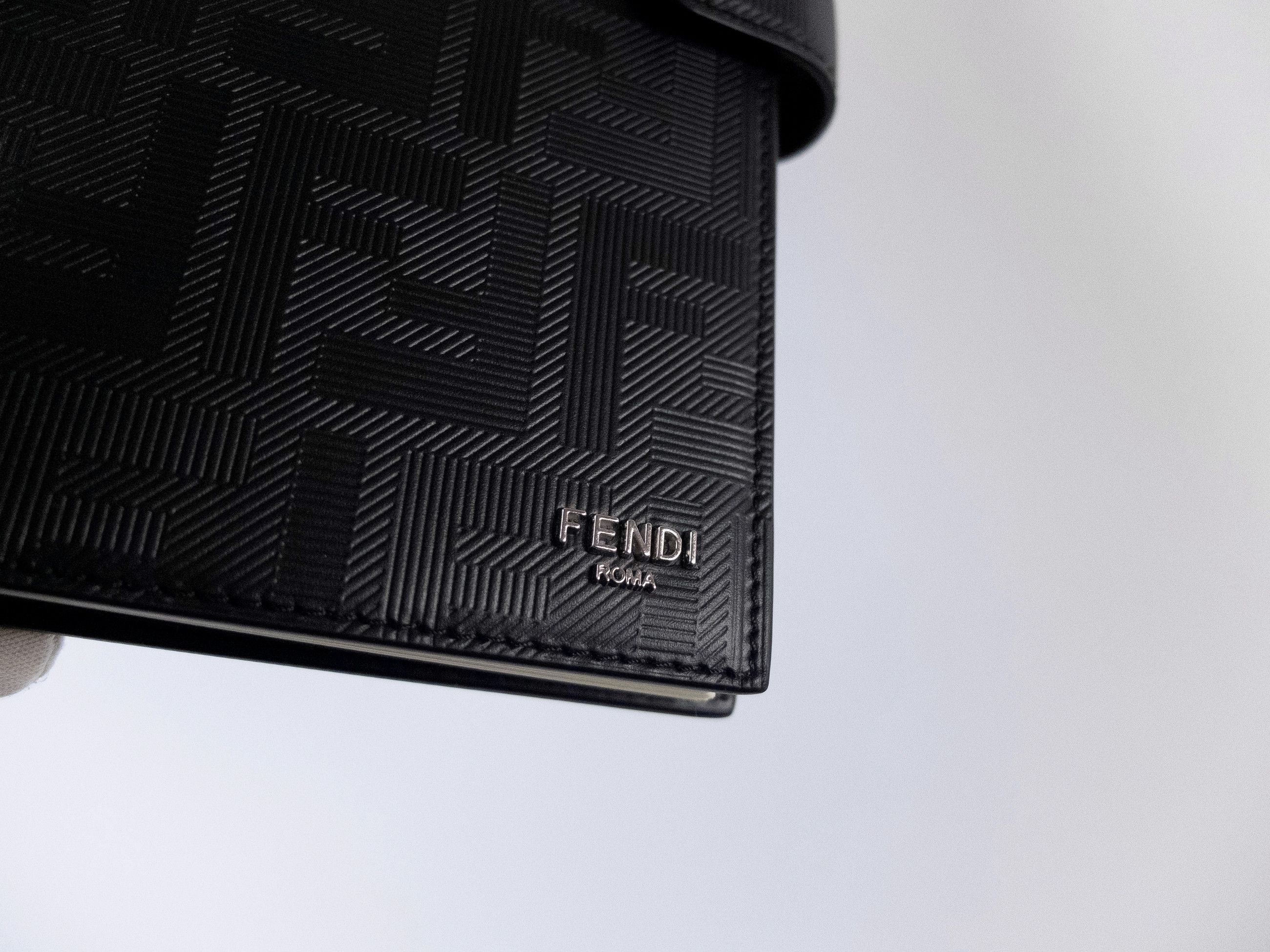 Fendi FENDI Shadow black FF logo leather refillable notebook Size ONE SIZE - 5 Thumbnail