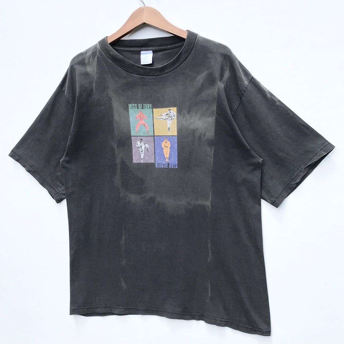 Band Tees 🔥Distressed🔥Vintage 1993 Beastie Boys Mics Of Fury Rap Tees Size US L / EU 52-54 / 3 - 3 Thumbnail