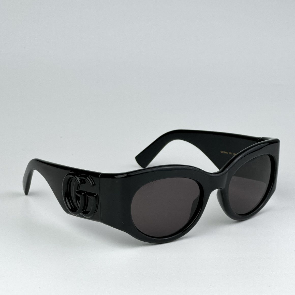 Gucci NEW Gucci GG1544S 001 Black Grey Unisex Oval Sunglasses Size ONE SIZE - 3 Thumbnail