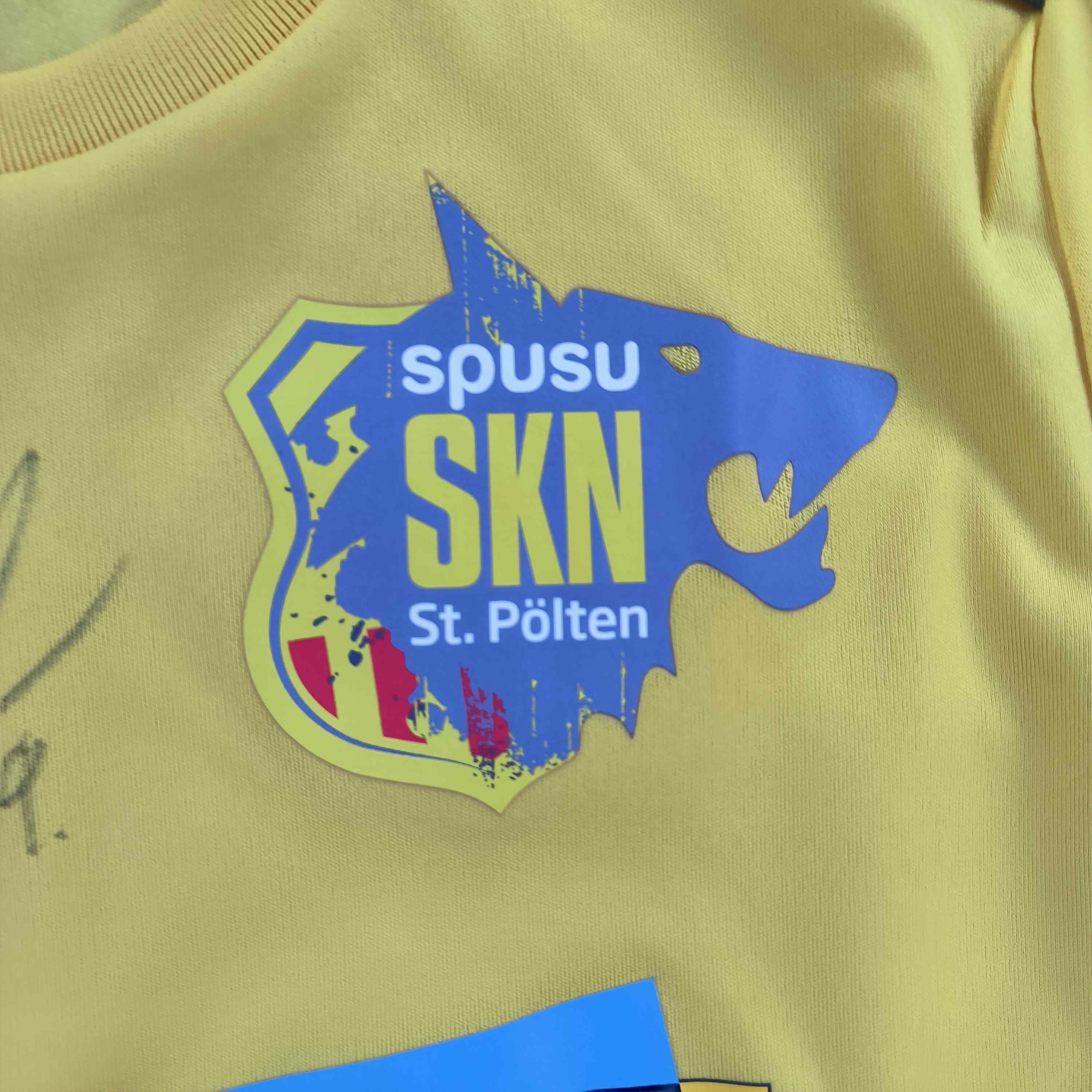 Macron SIGNED St. Pölten 2019-20 Macron training football jersey XS Size US XS / EU 42 / 0 - 4 Thumbnail