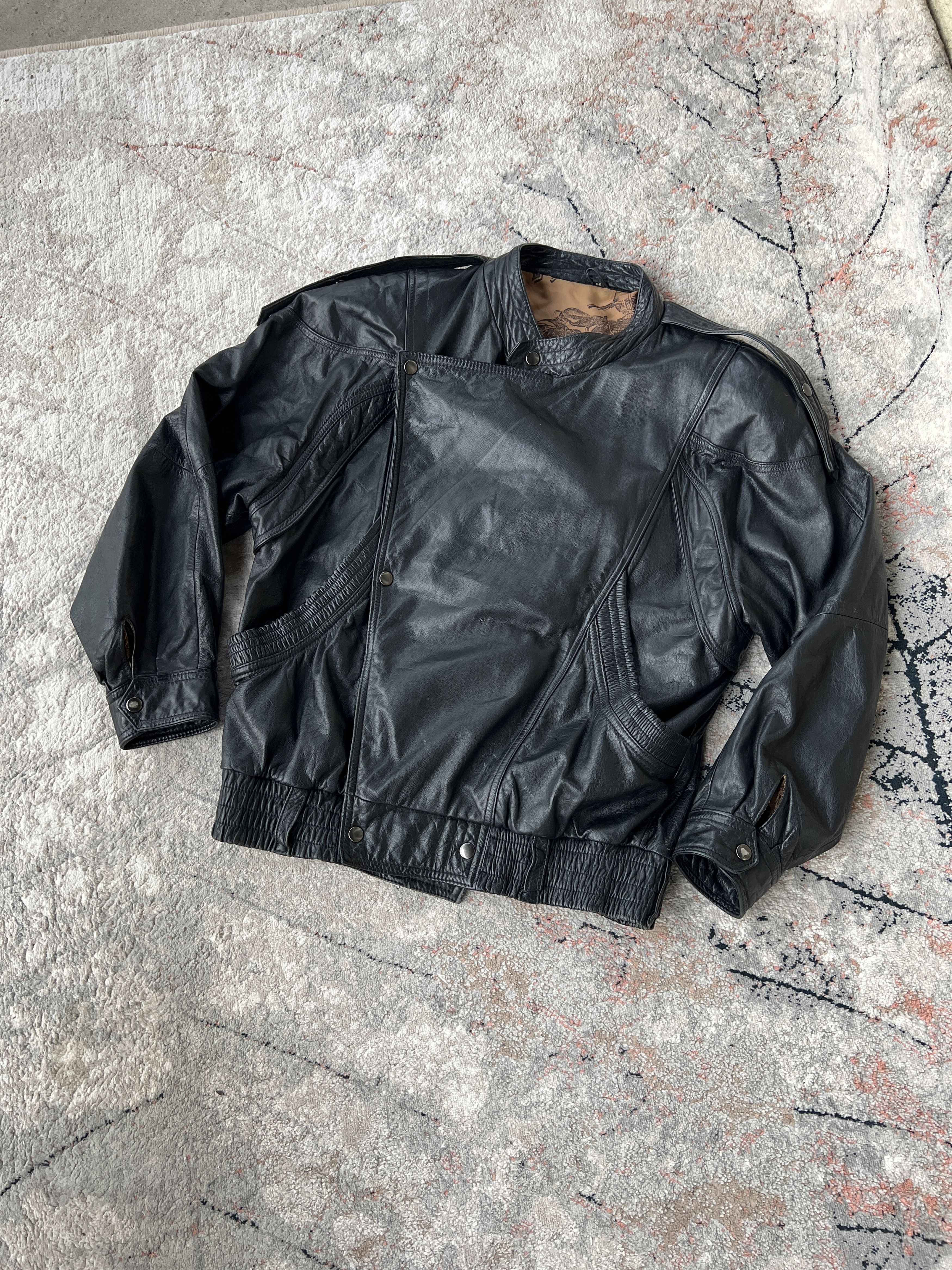 Vintage Berto Lucci Creazione Vintage Leather jacket Size US M / EU 48-50 / 2 - 1 Thumbnail