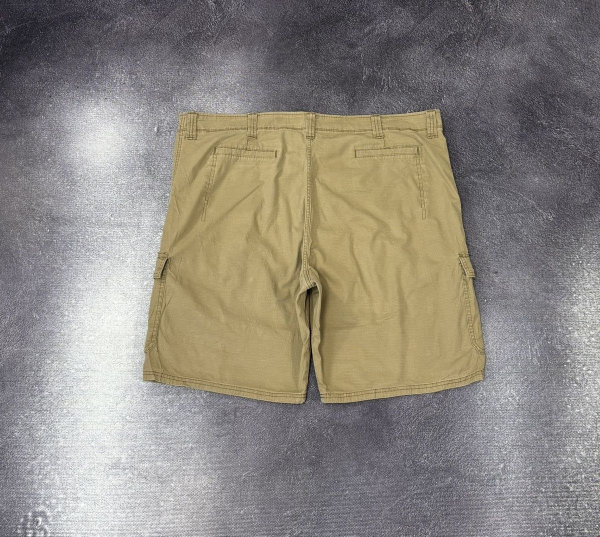 Wrangler Vintage Wrangler USA Utility Military Baggy Cargo Shorts Size US 44 / EU 60 - 2 Thumbnail