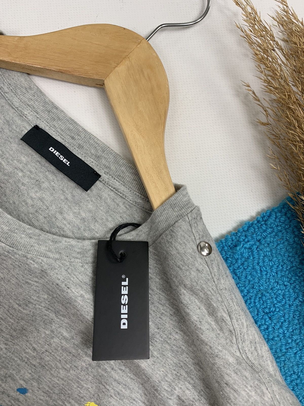 Designer × Diesel New Diesel Monogram Hand Logo T-Shirt Size M / US 6-8 / IT 42-44 - 7 Thumbnail