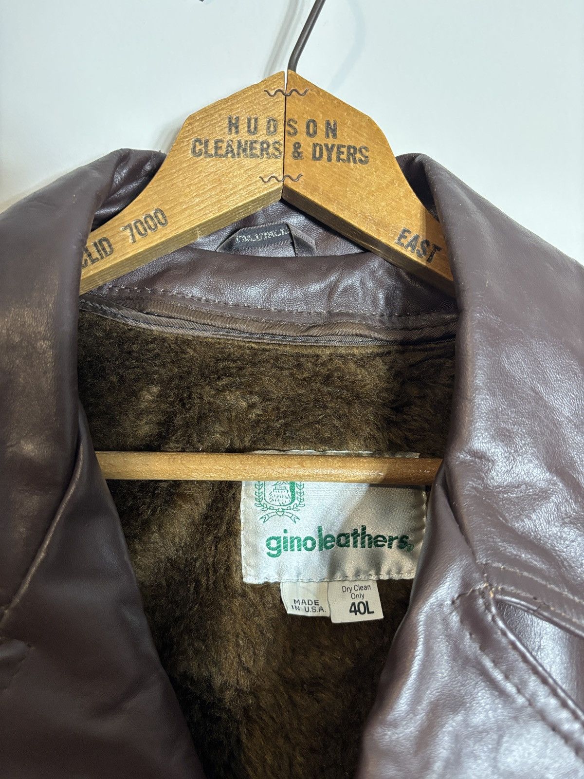 Vintage Vintage Gino Leathers Leather 4 Button Mob Disco Jacket 40L Size US M / EU 48-50 / 2 - 2 Thumbnail