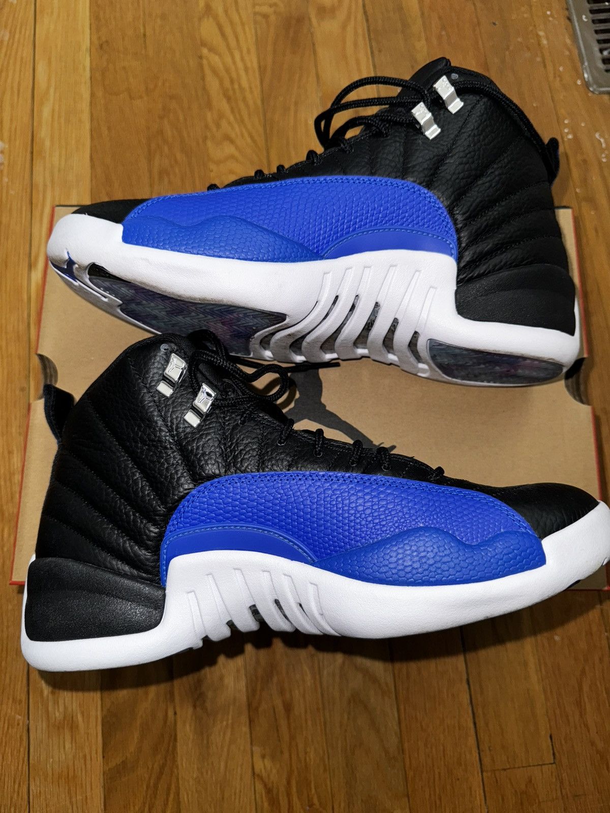 Jordan Brand Wmms Air Jordan 12 Retro ‘Hyper Royal’ Size US 10.5 / IT 40.5 - 2 Thumbnail