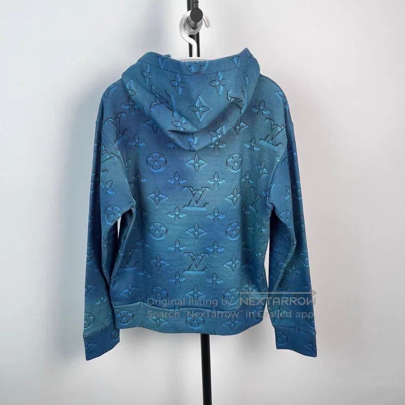 Louis Vuitton Louis Vuitton Full logo gradient sweatshirt Size US XS / EU 42 / 0 - 3 Thumbnail