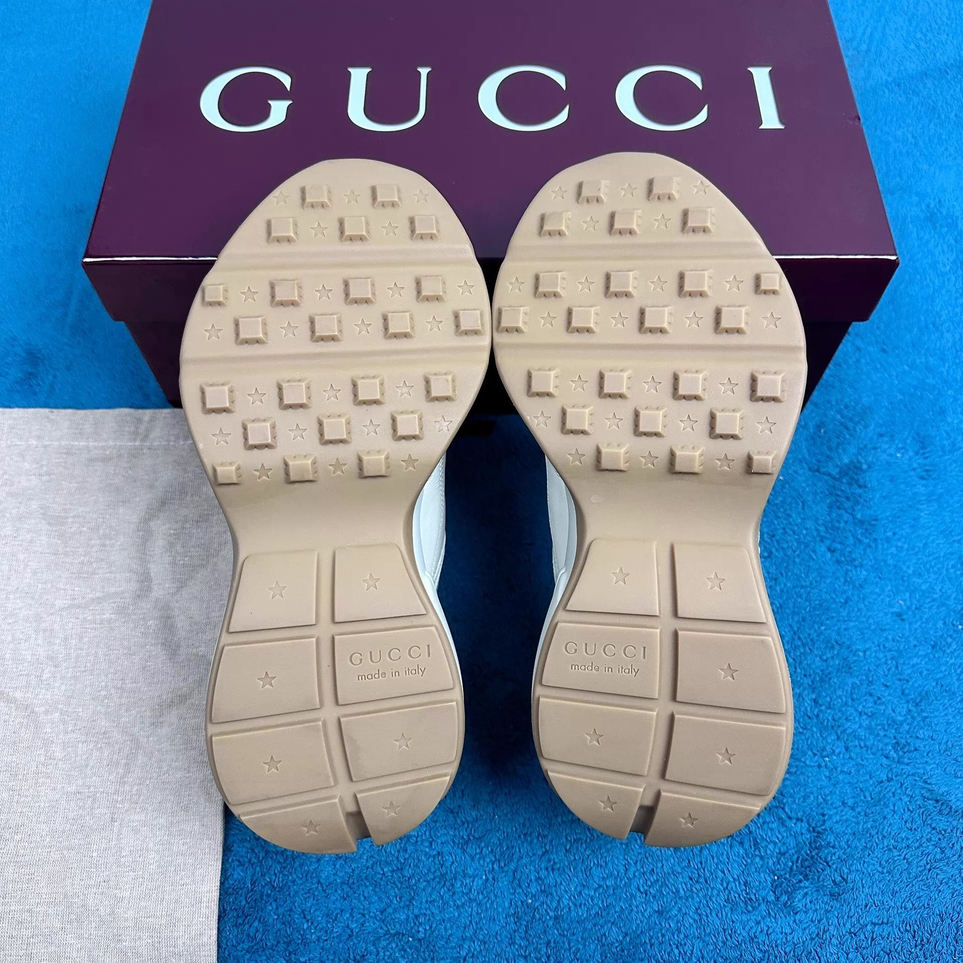 Gucci Gucci Dad Sneaker x Mickey Mouse US5/EU39 New Unworn Size US 8.5 / IT 38.5 - 5 Thumbnail