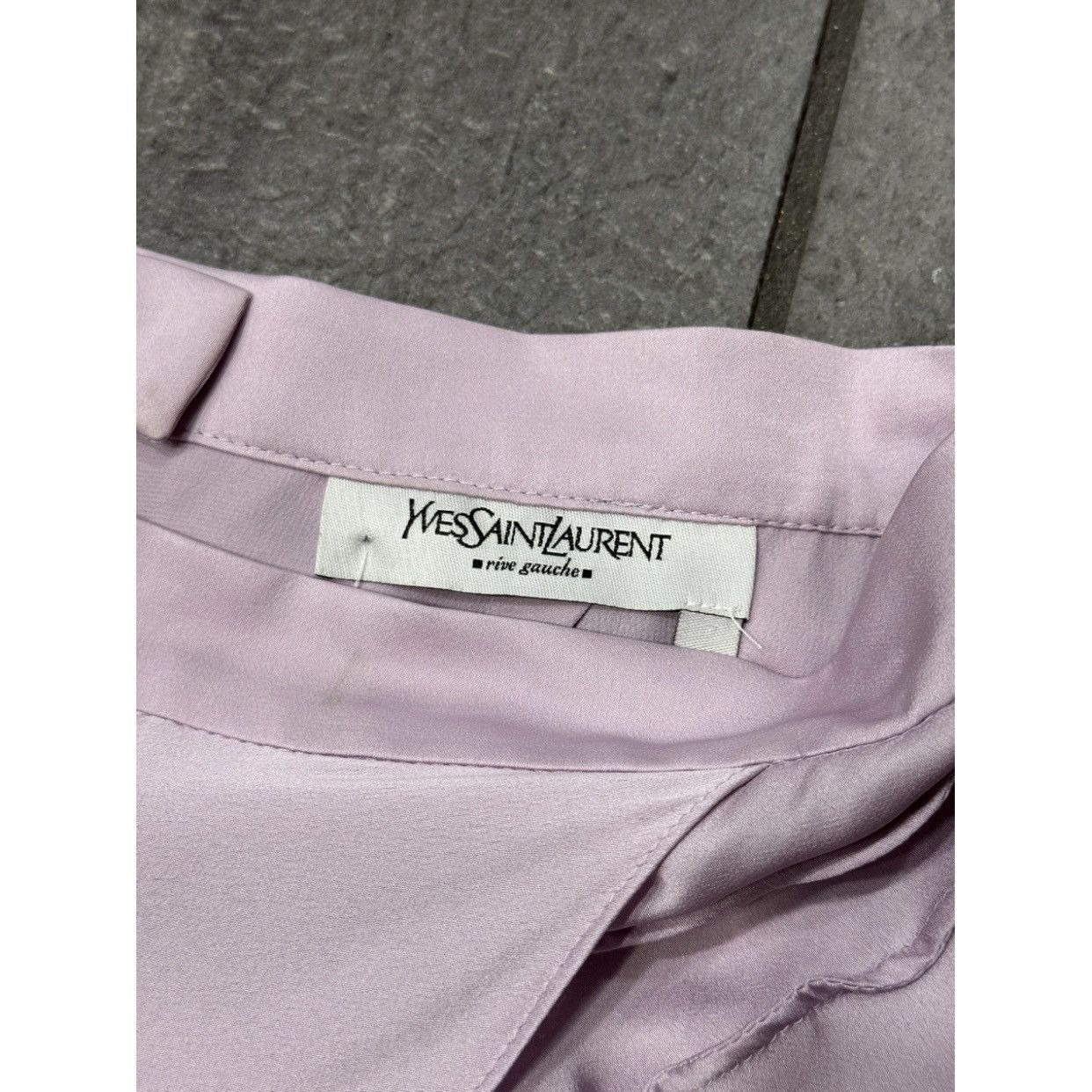 Yves Saint Laurent Yves Saint Laurent by Tom Ford silk skirt with ruffles. Size 27" / US 4 / IT 40 - 5 Thumbnail