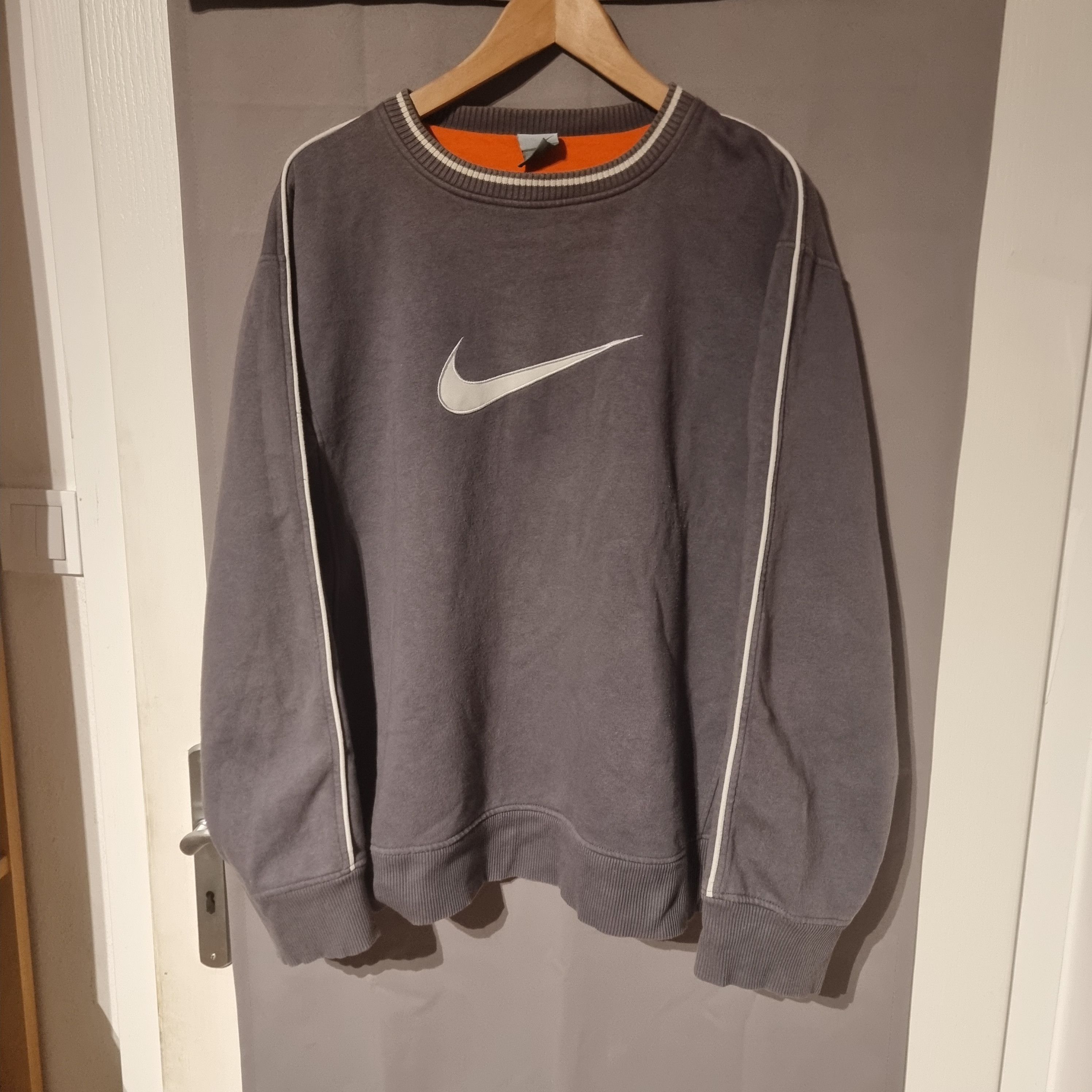 Nike Nike vintage center swoosh 90s retro style Size US L / EU 52-54 / 3 - 1 Thumbnail