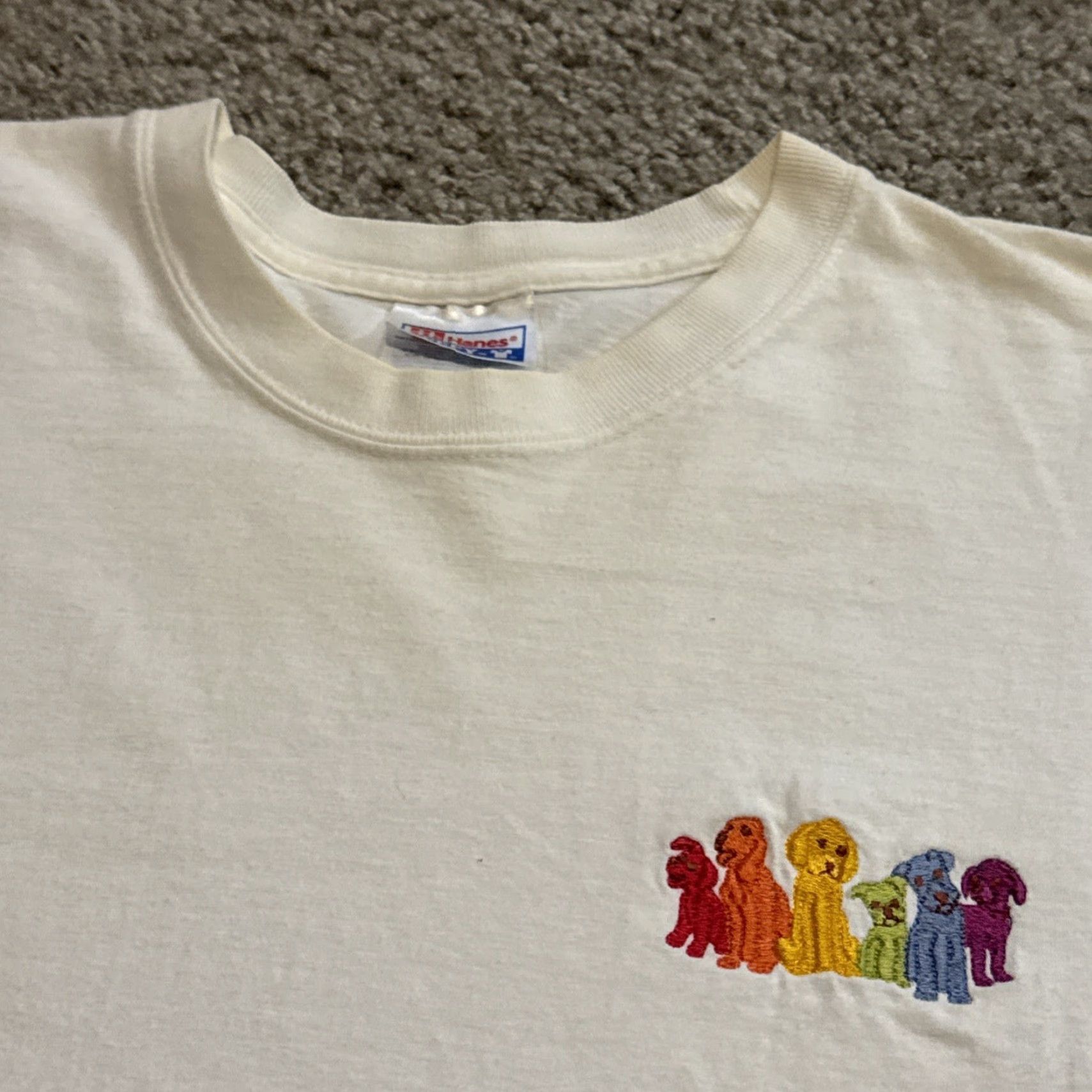 Hanes VINTAGE 90s Embroidered Rainbow Dog Puppy Patch White T-Shirt Hanes M Medium Mens Shirt Size US M / EU 48-50 / 2 - 2 Thumbnail