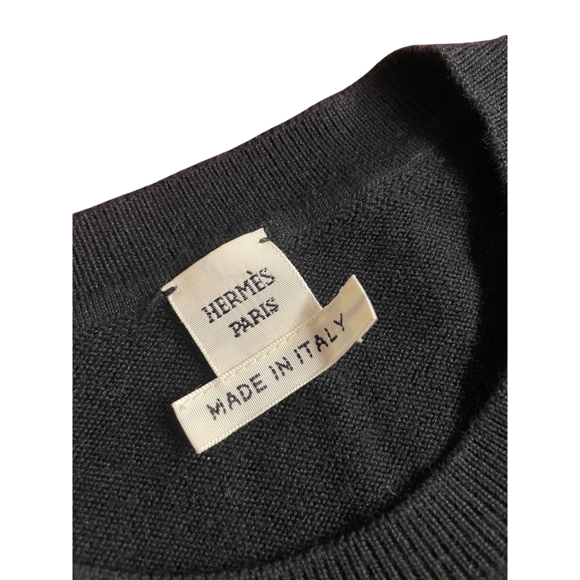 Hermes Hermès Black Short Sleeve Knit Sweater With Subtle Logo Patt Size XS / US 0-2 / IT 36-38 - 5 Thumbnail