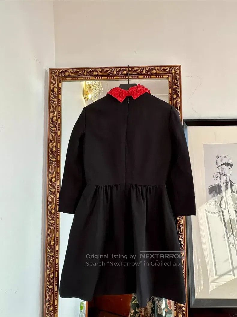 Valentino Valentino Wool silk dress with red petal leather collar an Size M / US 6-8 / IT 42-44 - 2 Thumbnail