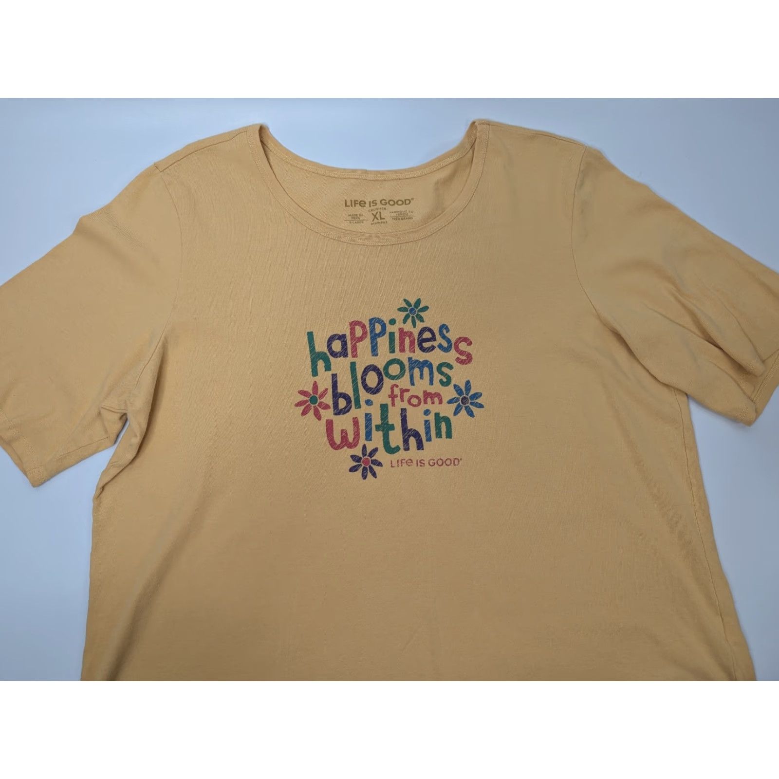 Life is Good Life Is Good Woman’s Crusher Tee Short Sleeve Peru XL Yellow Graphic Print Women Shirt 90s Beach Outdoor Colorful Relaxed Size 40" / US 18 - 2 Thumbnail