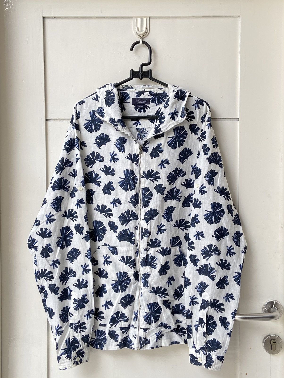 Zara ZARA MAN Motive Hoodie Jacket Size US M / EU 48-50 / 2 - 1 Thumbnail
