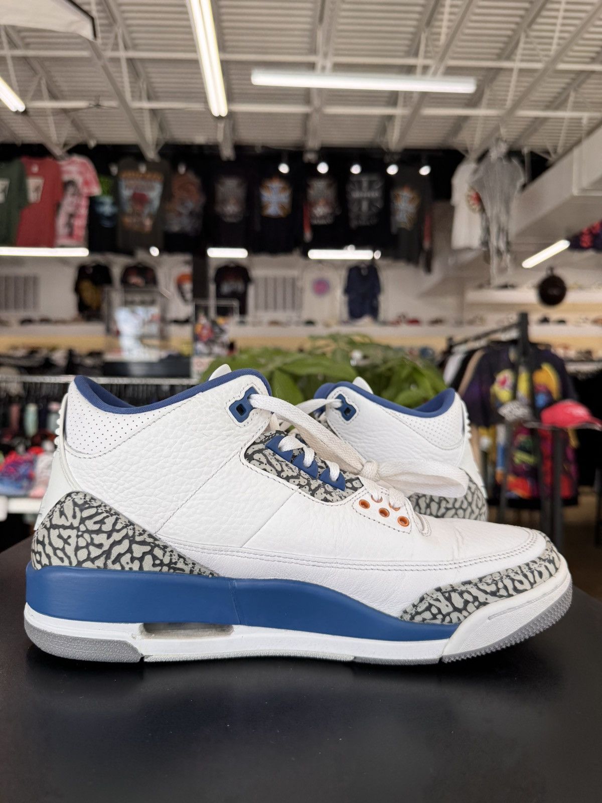 Jordan Brand Air Jordan 3 Wizards Size 8 (2023) Size US 8 / EU 41 - 3 Thumbnail