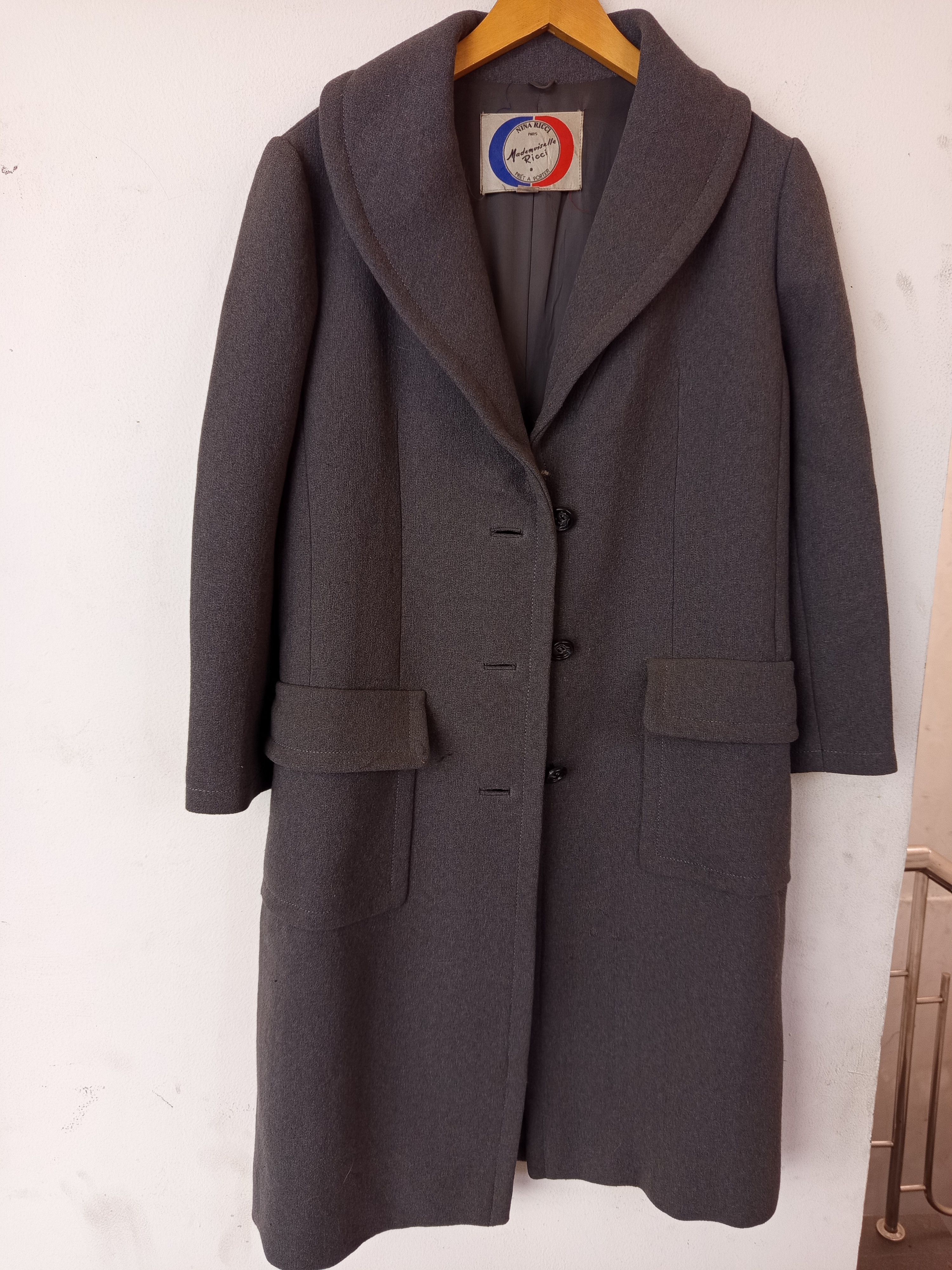 Nina Ricci 1960s Nina Ricci Mademoiselle Wool Coat Size M / US 6-8 / IT 42-44 - 2 Thumbnail