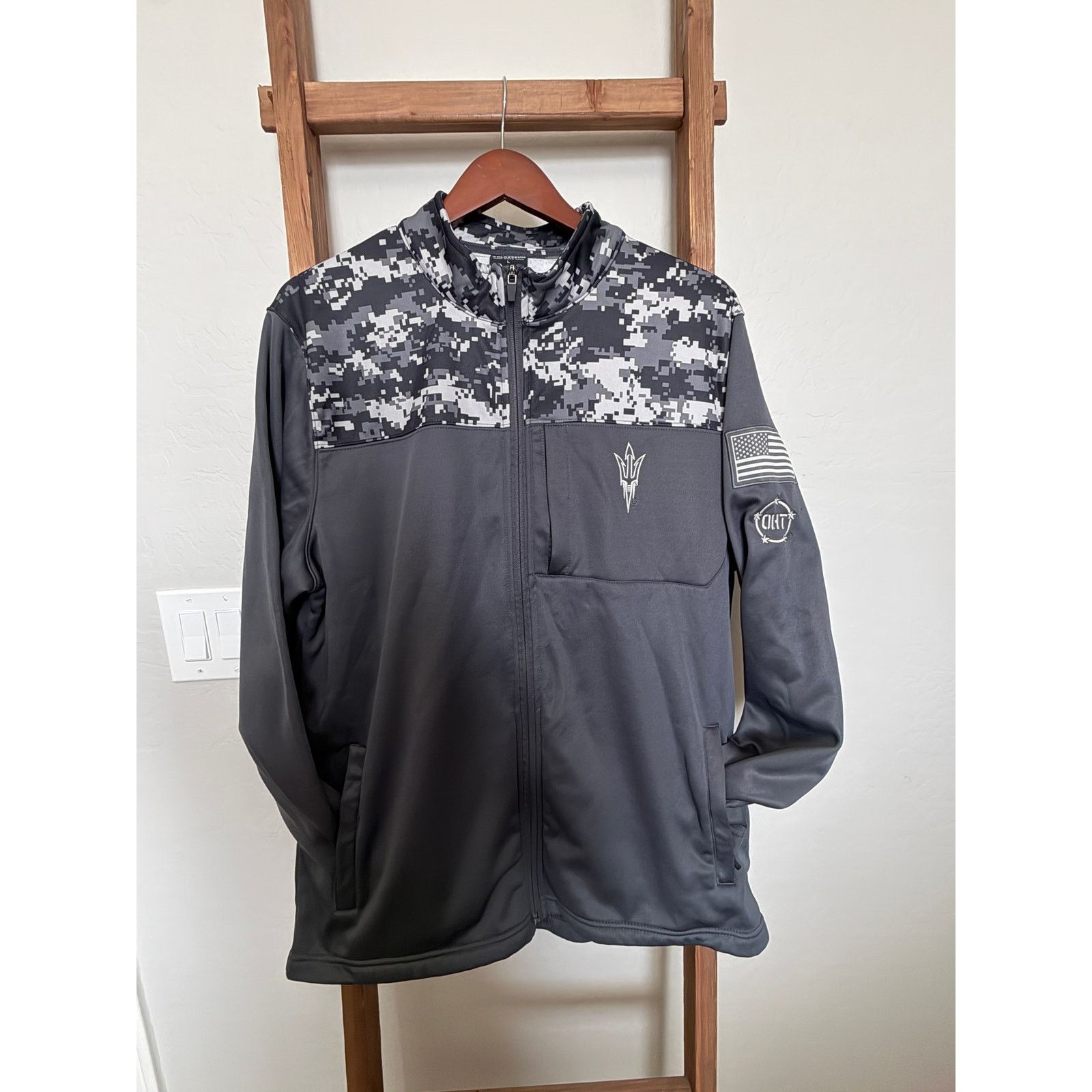 Colosseum Athletics Colosseum ASU Military Appreciation Camo Full-Zip Jacket Size US L / EU 52-54 / 3 - 1 Thumbnail